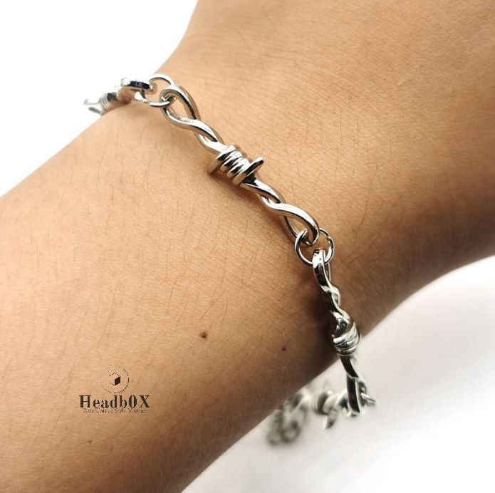 Vintage Barbed Wire Little Thorns Bracelet Size ONE SIZE - 1 Thumbnail