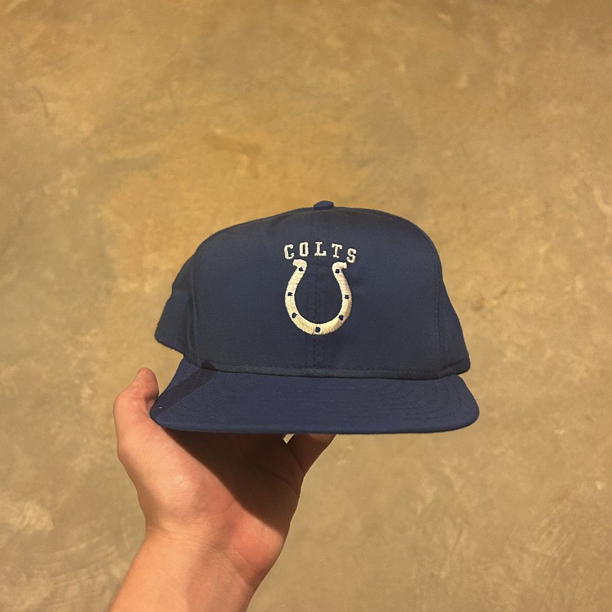 INDIANAPOLIS COLTS 1990 VINTAGE SNAPBACK – OBTAIND