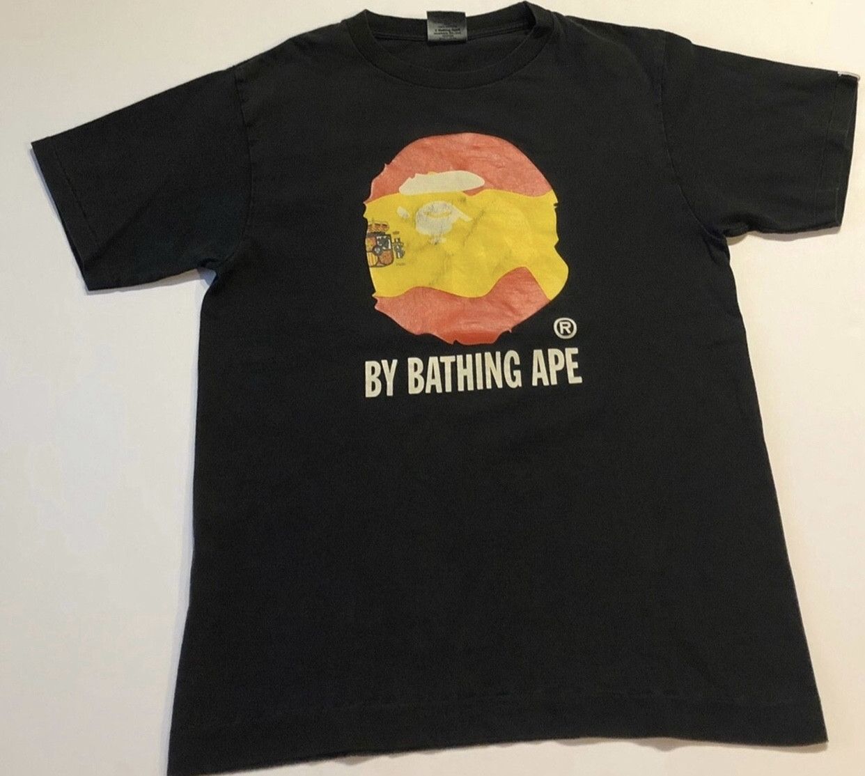 Bape Spain By Bathing Ape Tee Size US M / EU 48-50 / 2 - 1 Thumbnail