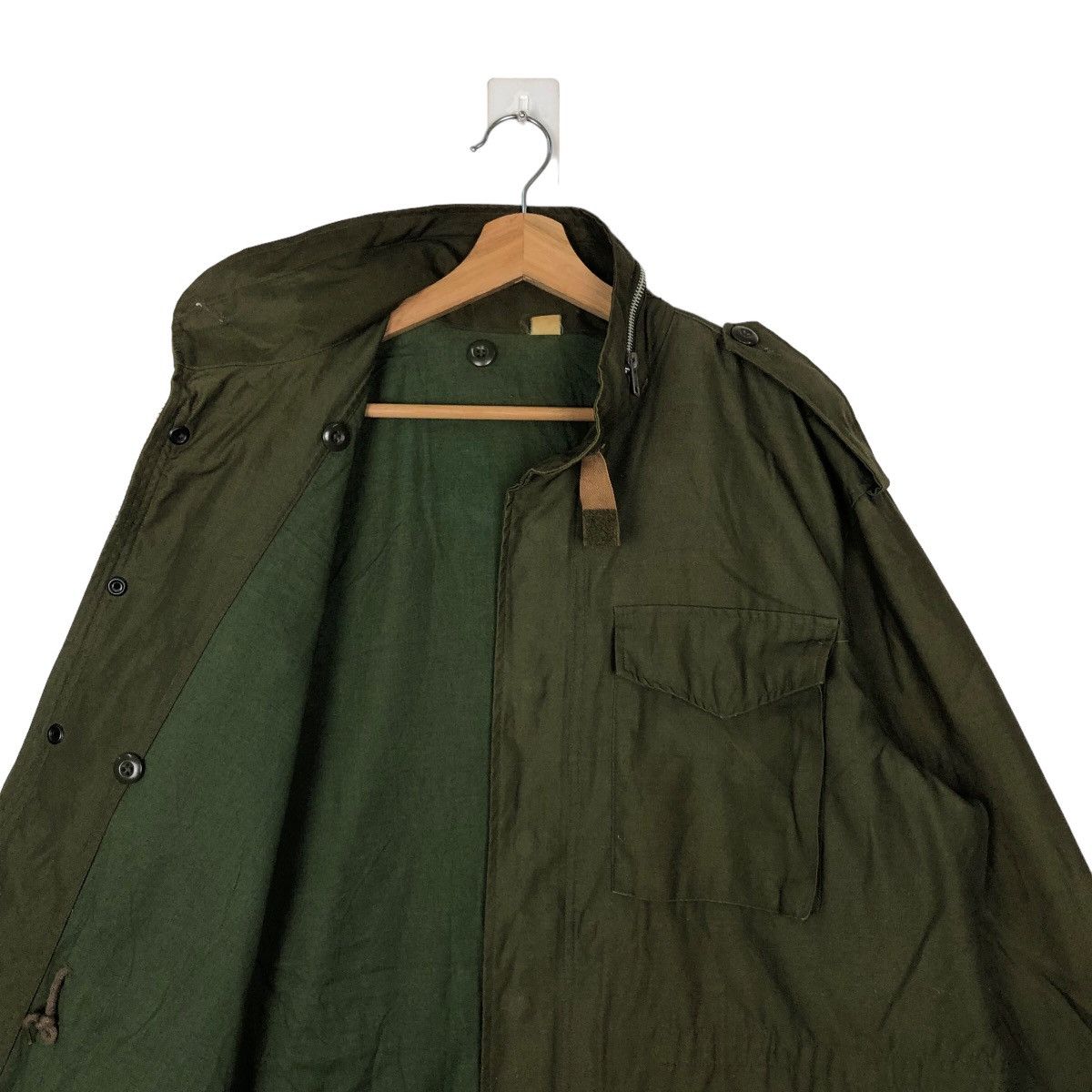 Vintage TRUE VINTAGE 40’s AVIATOR MILITARY CARGO JACKET Size US L / EU 52-54 / 3 - 9 Thumbnail