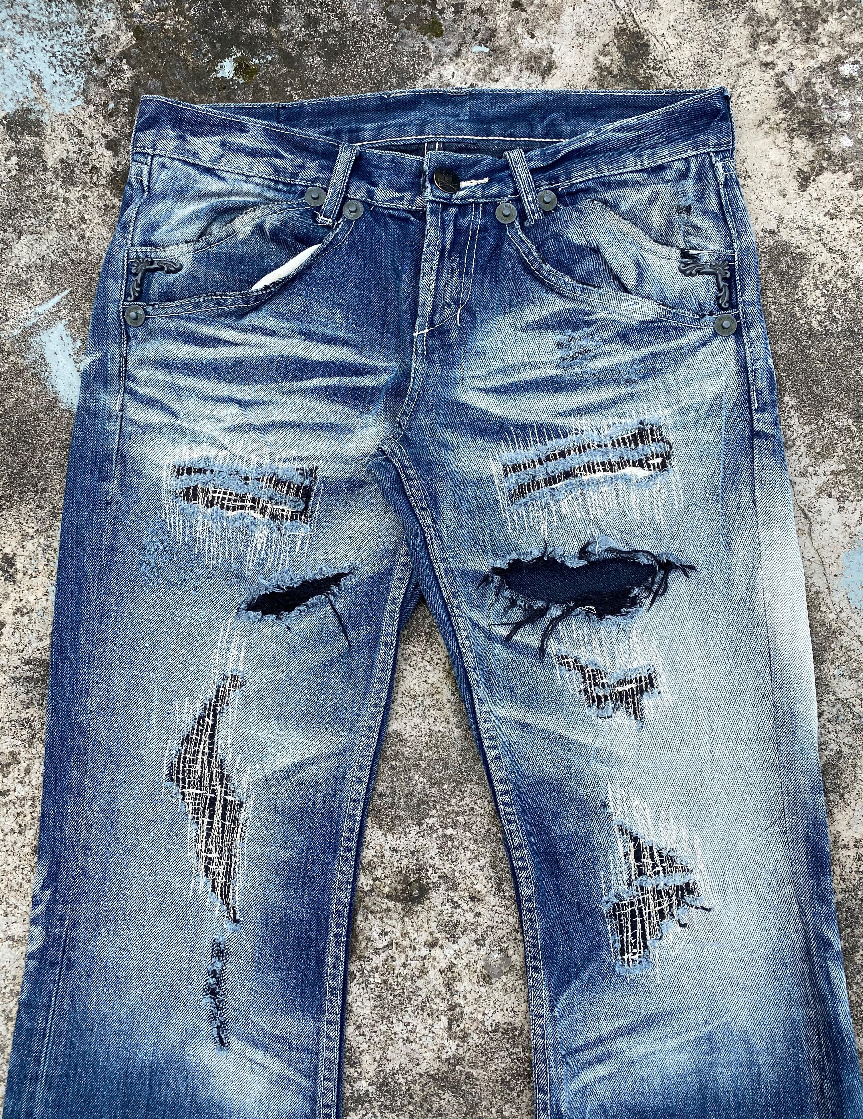 Japanese Brand RARE🔥Japanese Brands Skulls Hardcore Distressed Flare Jeans Size US 32 / EU 48 - 3 Thumbnail