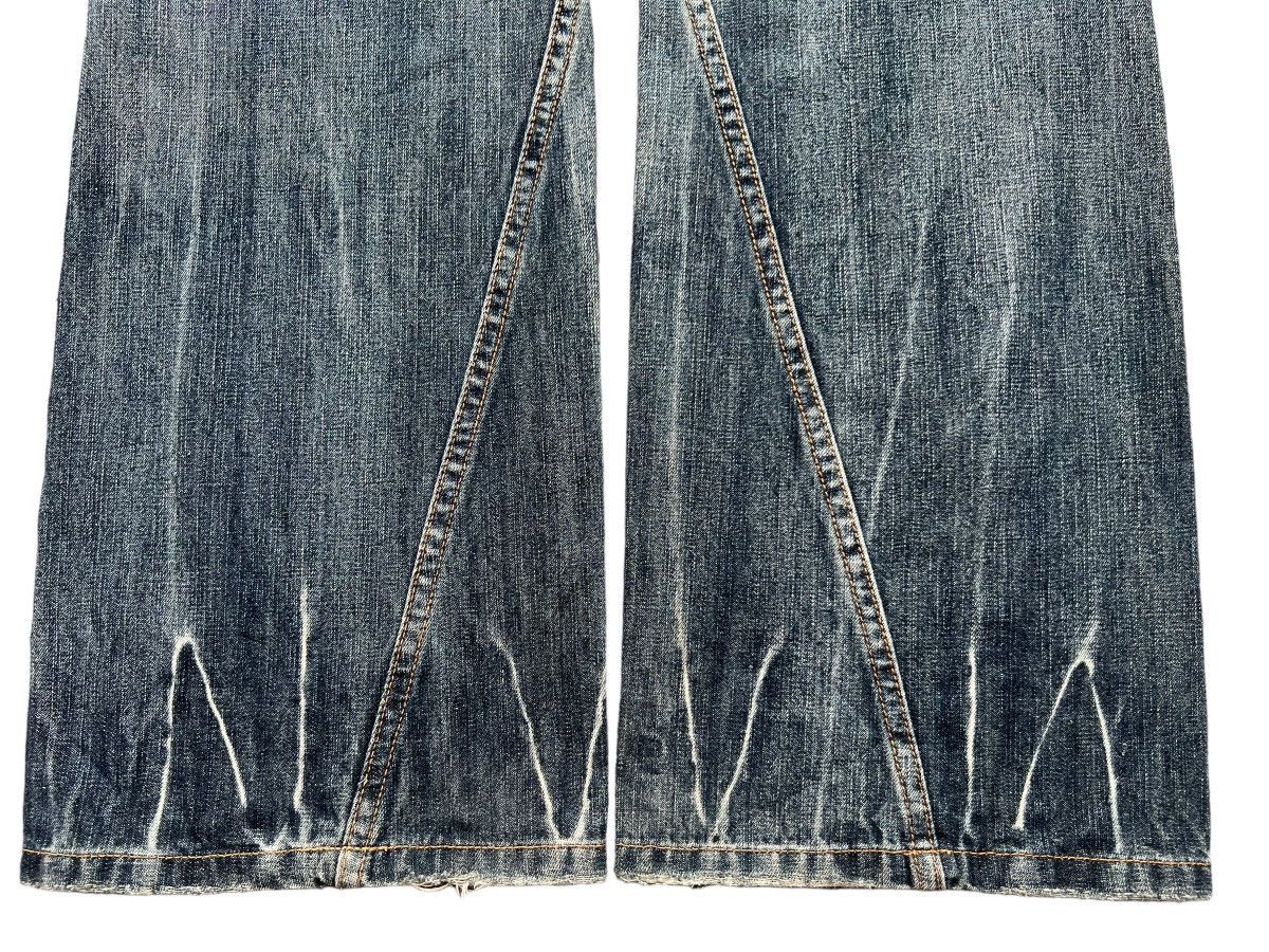 Japanese Brand 1 Homme Japan Distressed Gothic Flare Denim Jeans 32x32.5 Size US 30 / EU 46 - 10 Thumbnail