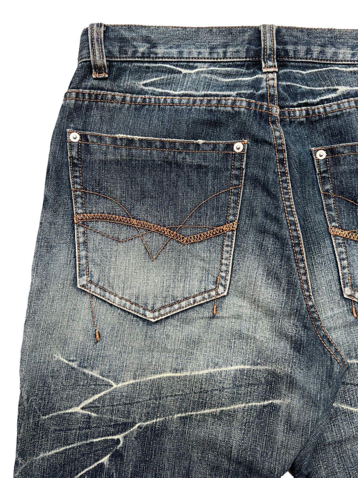 Japanese Brand 1 Homme Japan Distressed Gothic Flare Denim Jeans 32x32.5 Size US 30 / EU 46 - 15 Thumbnail