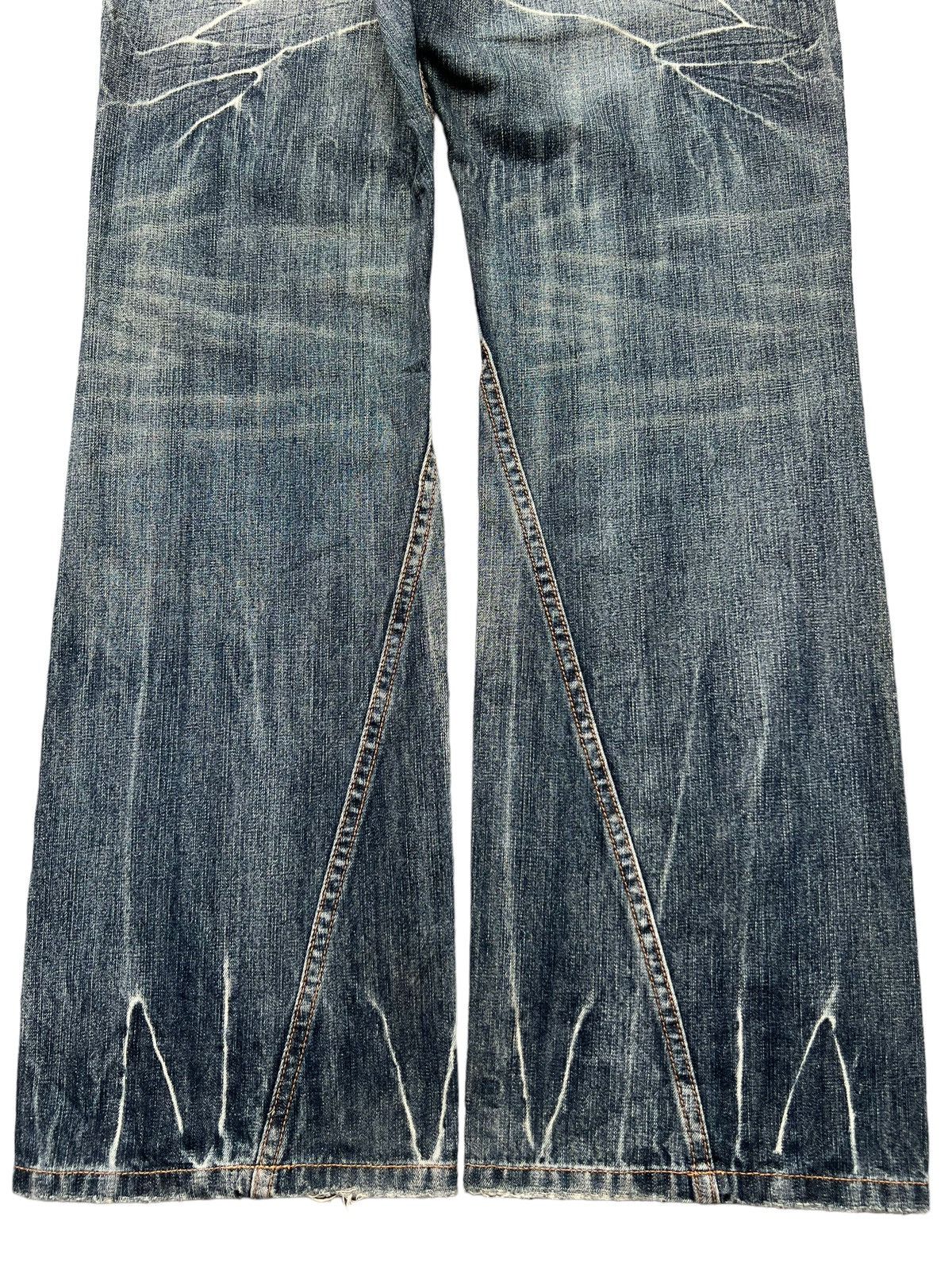 Japanese Brand 1 Homme Japan Distressed Gothic Flare Denim Jeans 32x32.5 Size US 30 / EU 46 - 9 Thumbnail