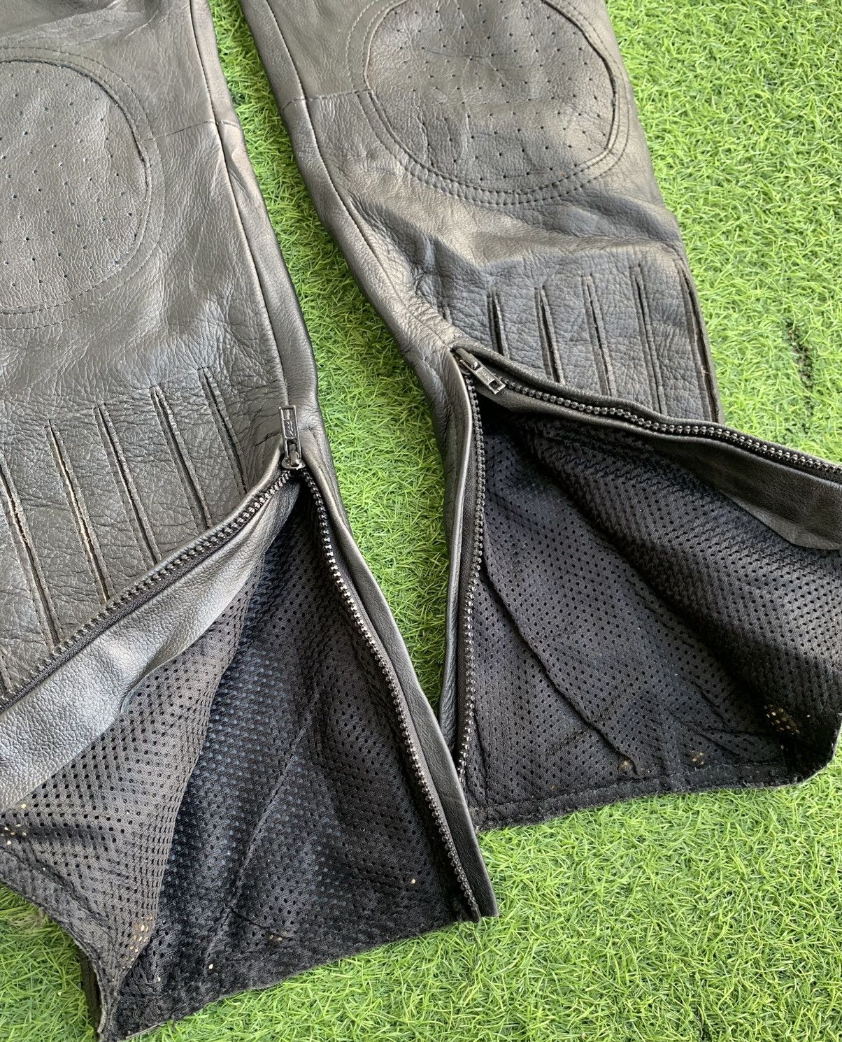 Genuine Leather Vintage Retro Japanese Brand Biker Leather Pants Size US 30 / EU 46 - 15 Thumbnail