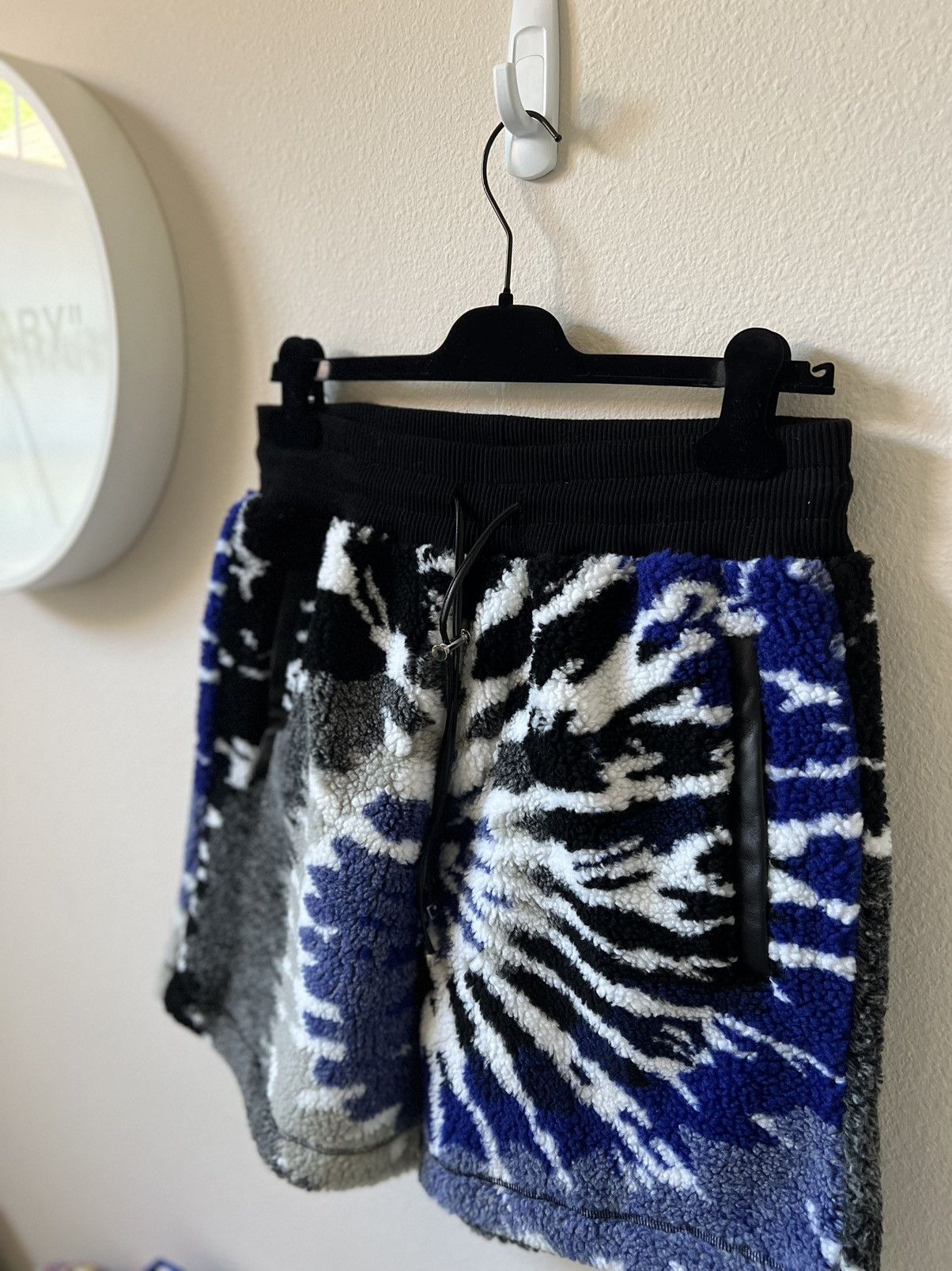 Amiri Amiri Tye Dye Polar Shorts Size US 32 / EU 48 - 3 Thumbnail