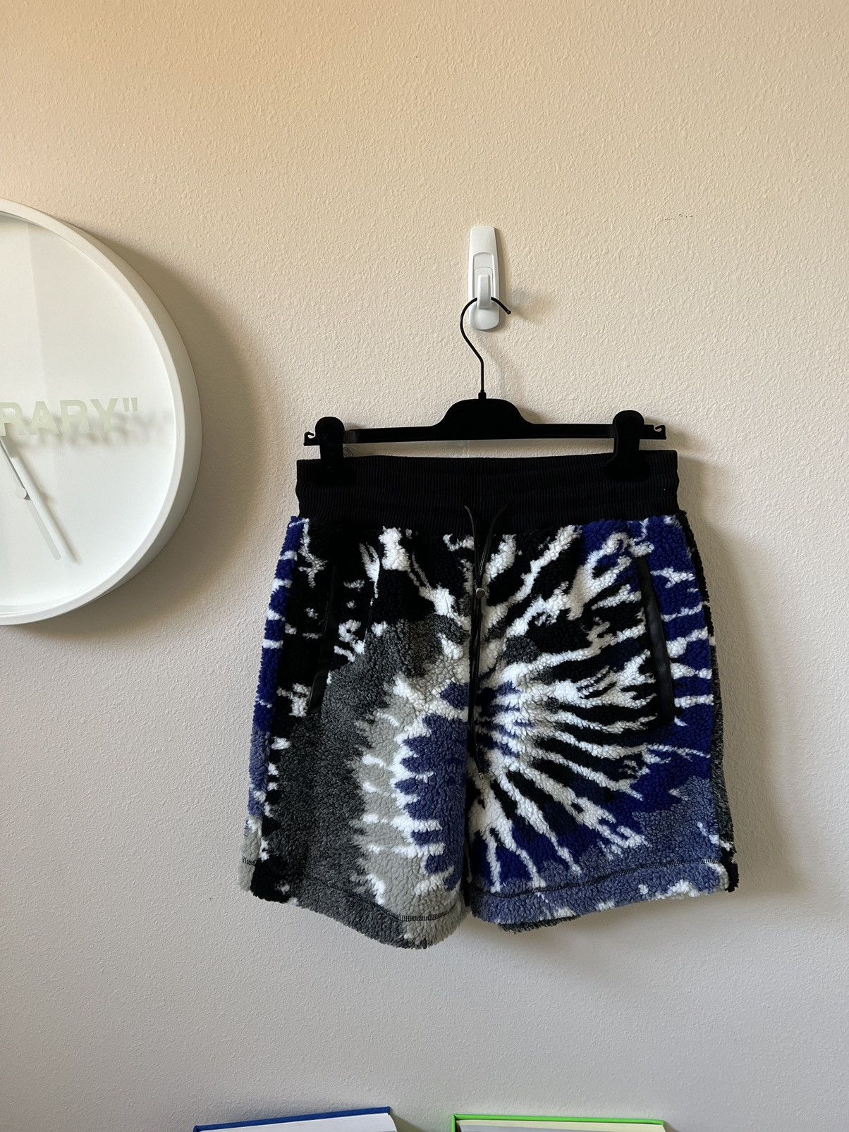 Amiri Amiri Tye Dye Polar Shorts Size US 32 / EU 48 - 1 Thumbnail