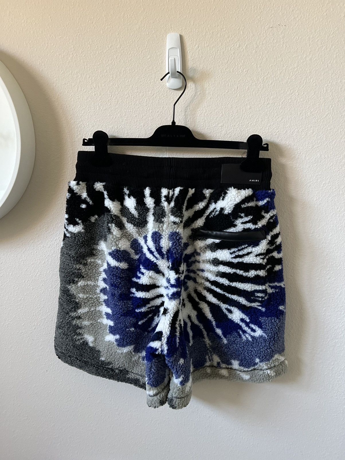 Amiri Amiri Tye Dye Polar Shorts Size US 32 / EU 48 - 2 Thumbnail
