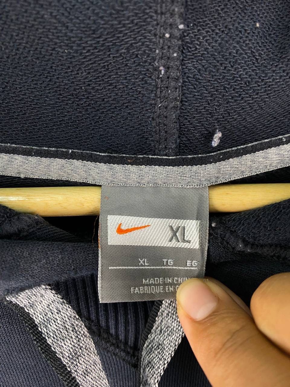 Nike × Vintage Vintage Distressed Nike Mini Swoosh Pullover Hoodie Size US XL / EU 56 / 4 - 4 Thumbnail