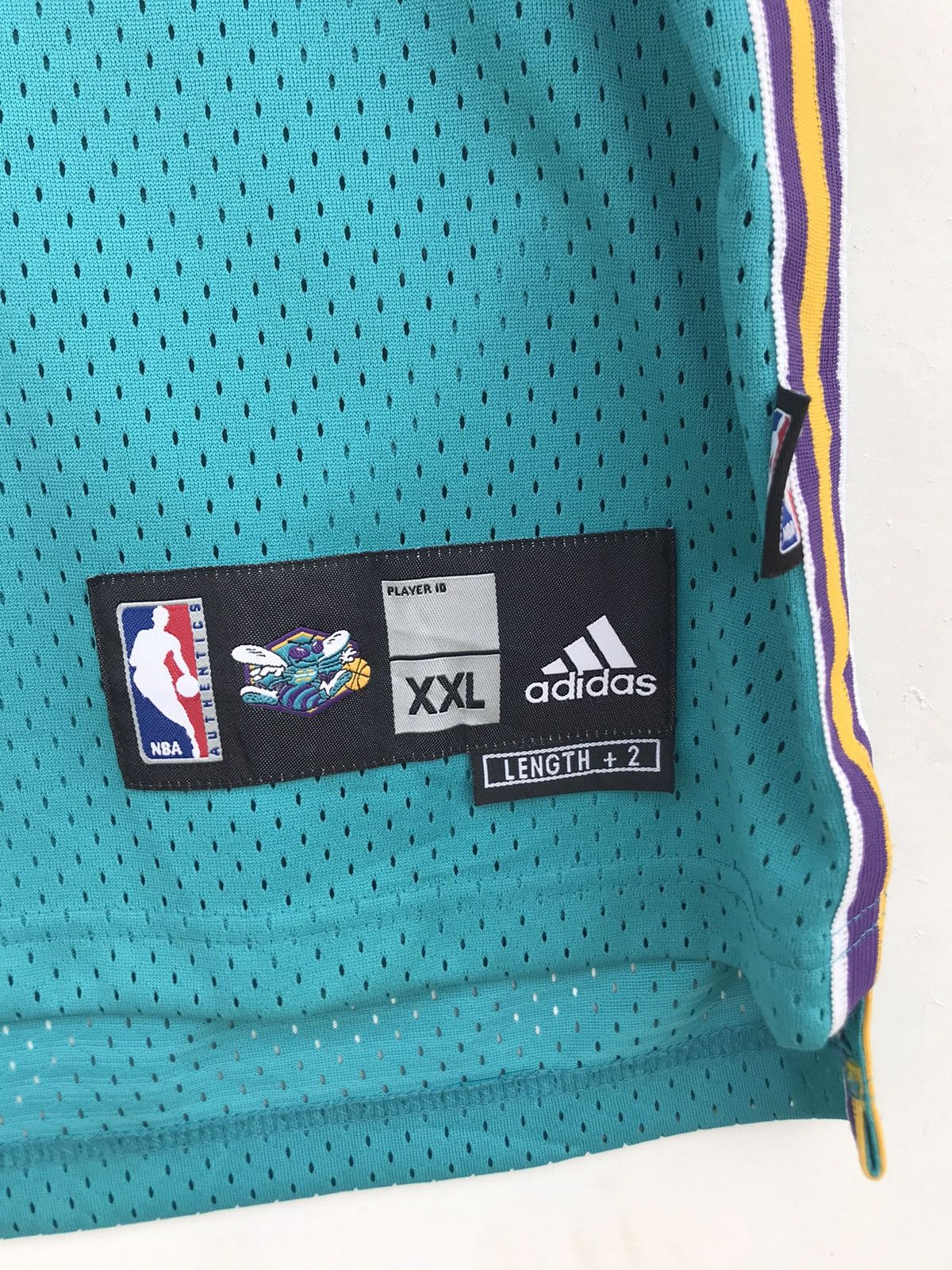 Adidas Vintage New Orleans Hornets Chris Paul NBA Jersey Size US XXL / EU 58 / 5 - 7 Thumbnail
