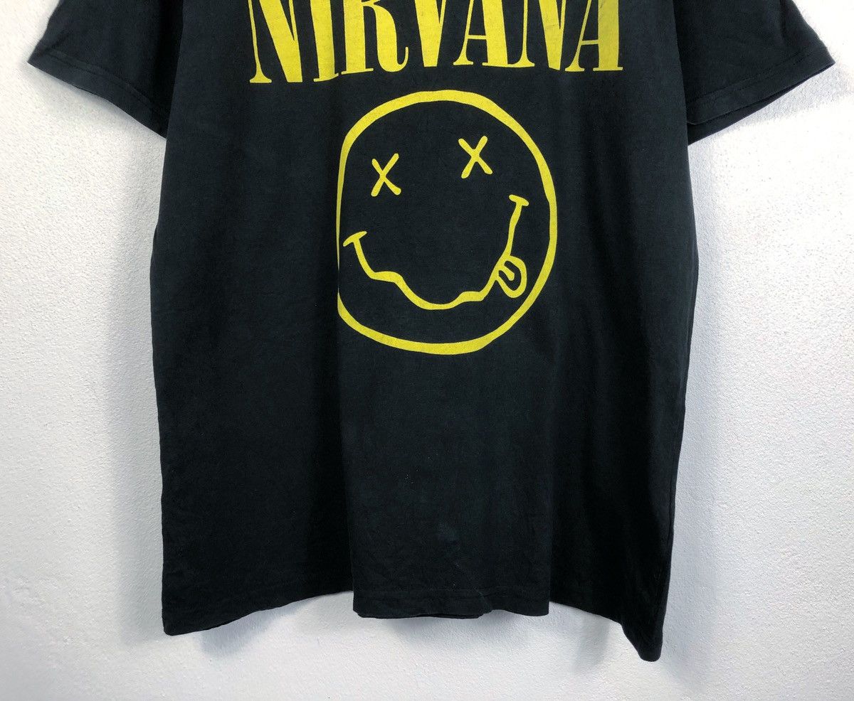 Nirvana Rare Nirvana Smiley Band Tee Size US L / EU 52-54 / 3 - 3 Thumbnail