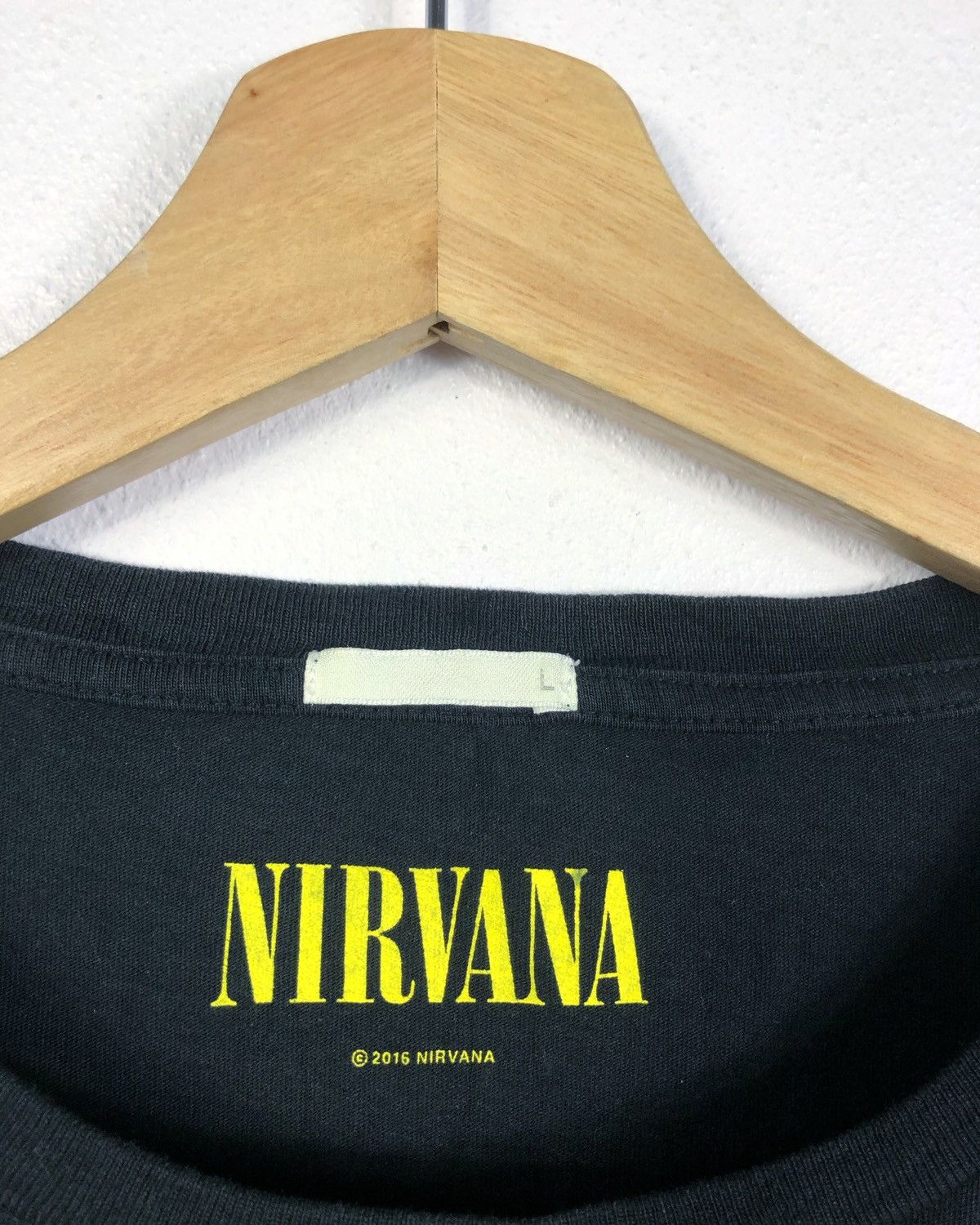 Nirvana Rare Nirvana Smiley Band Tee Size US L / EU 52-54 / 3 - 6 Thumbnail