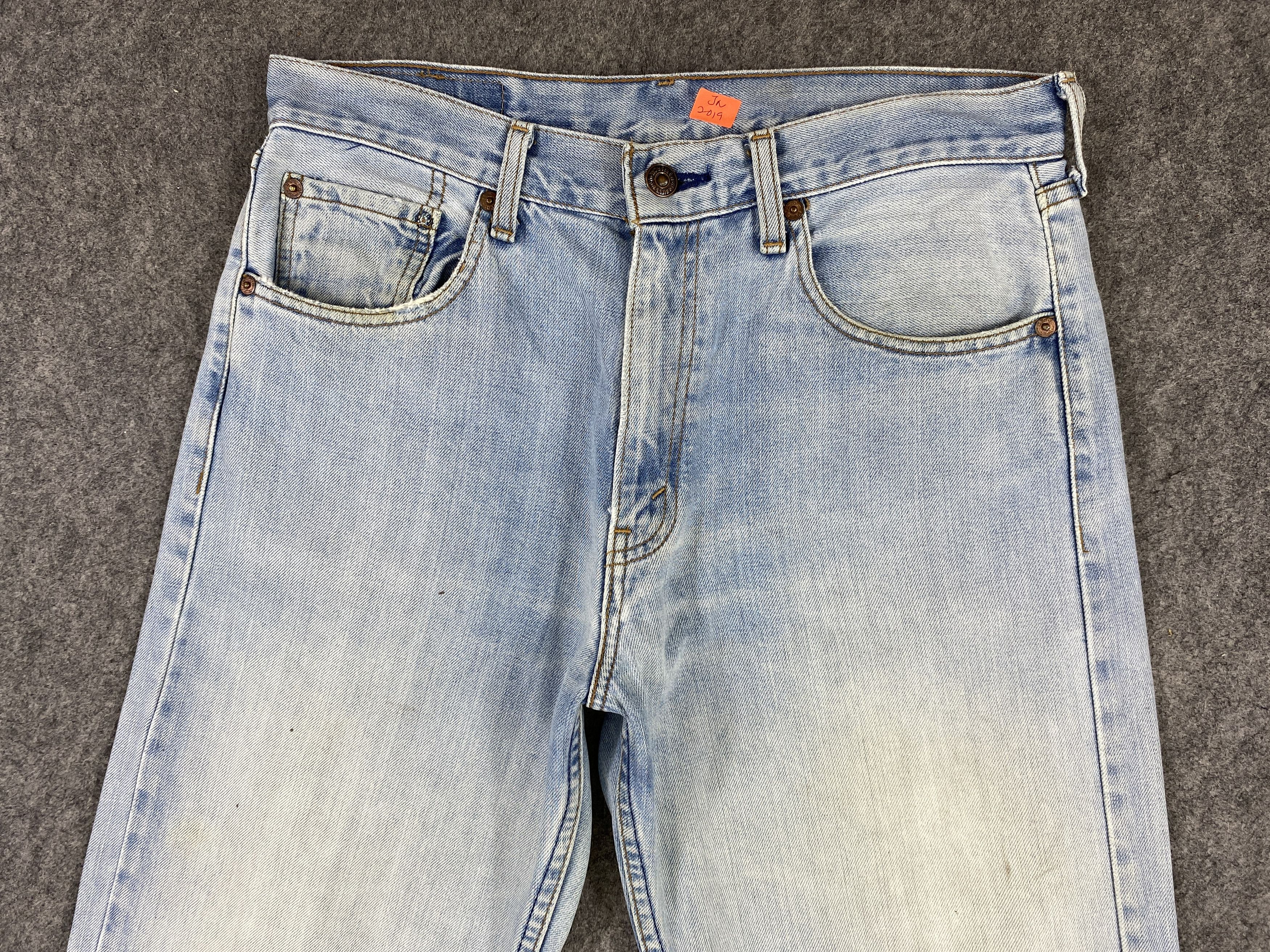 Levi's Light Blue Wash Vintage Levi's 512 31x28 Denim -JN2019 Size US 31 - 3 Thumbnail