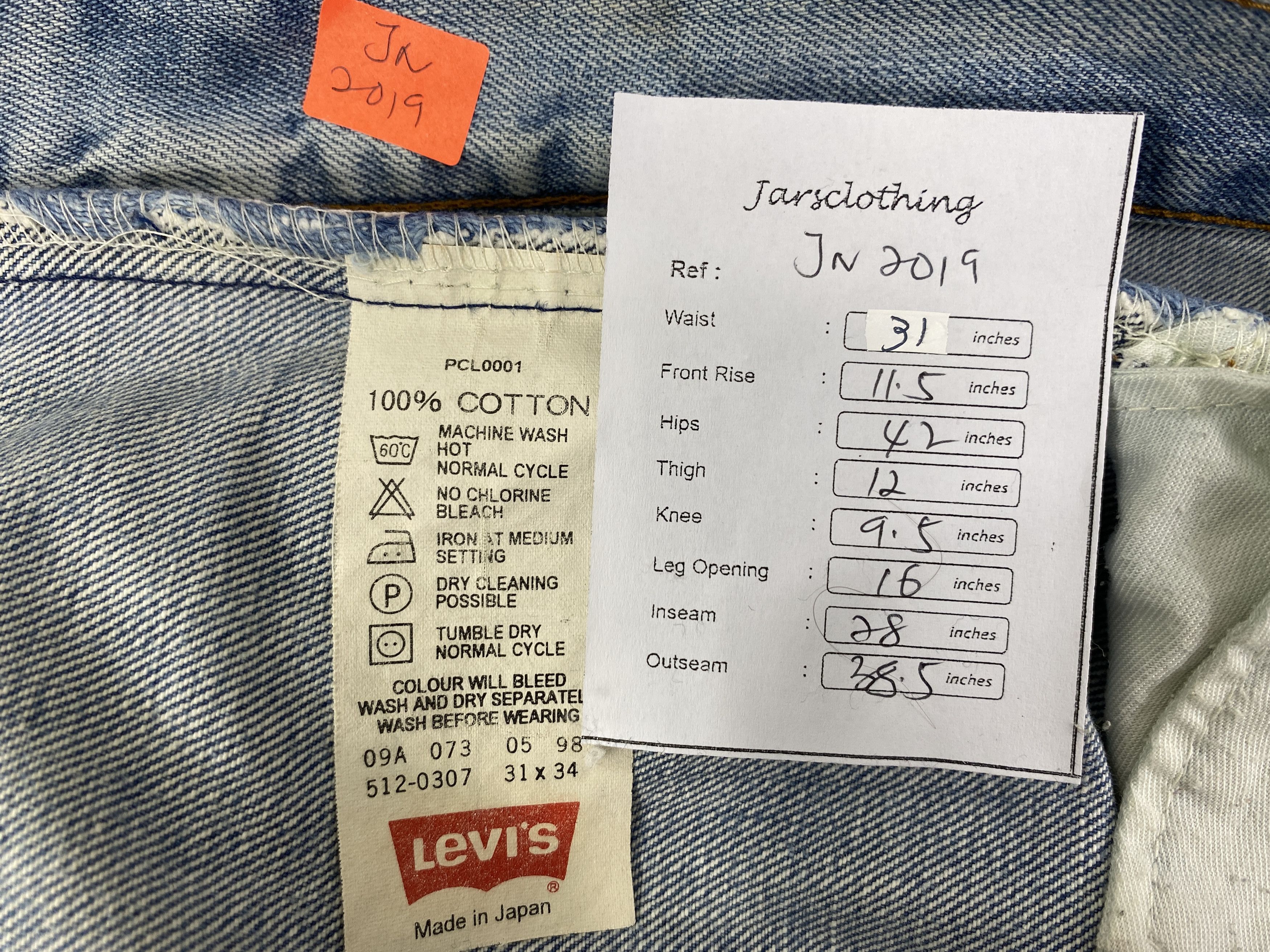 Levi's Light Blue Wash Vintage Levi's 512 31x28 Denim -JN2019 Size US 31 - 8 Thumbnail