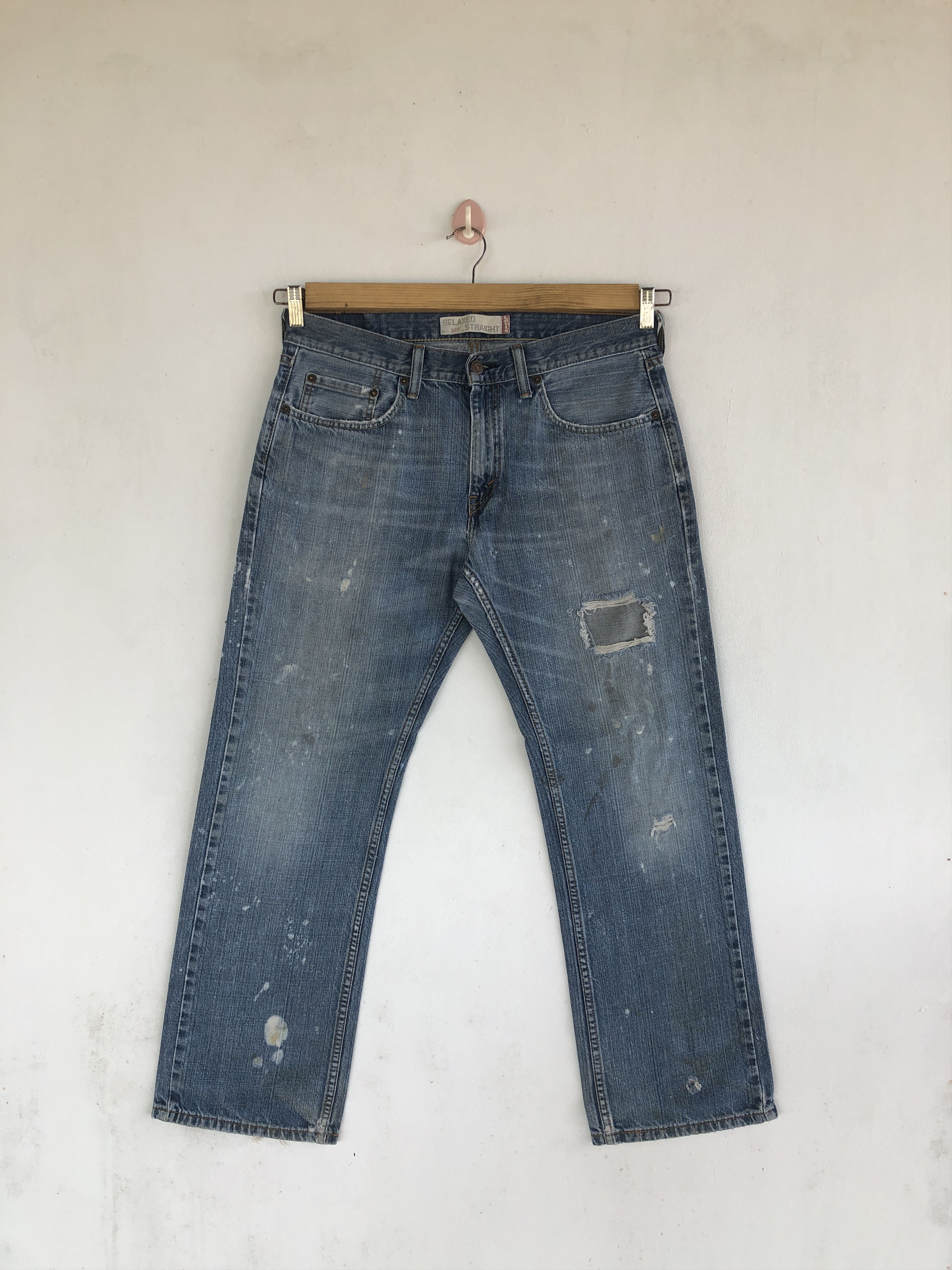 Vintage offers y2k Levi’s 559 Jeans Thrashed/Distressed Sz 34*