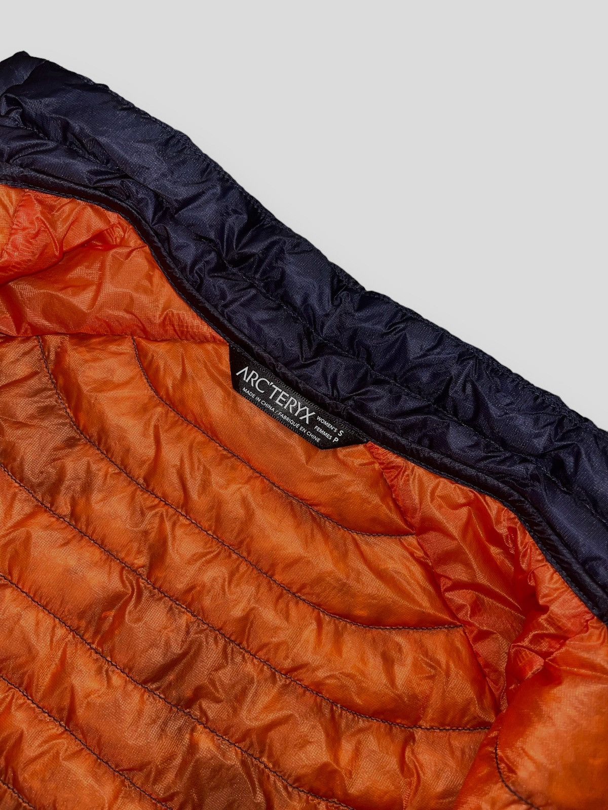 Arc'teryx Arc'Teryx Technical Navy Light Down Puffer Vest Size S / US 4 / IT 40 - 13 Thumbnail