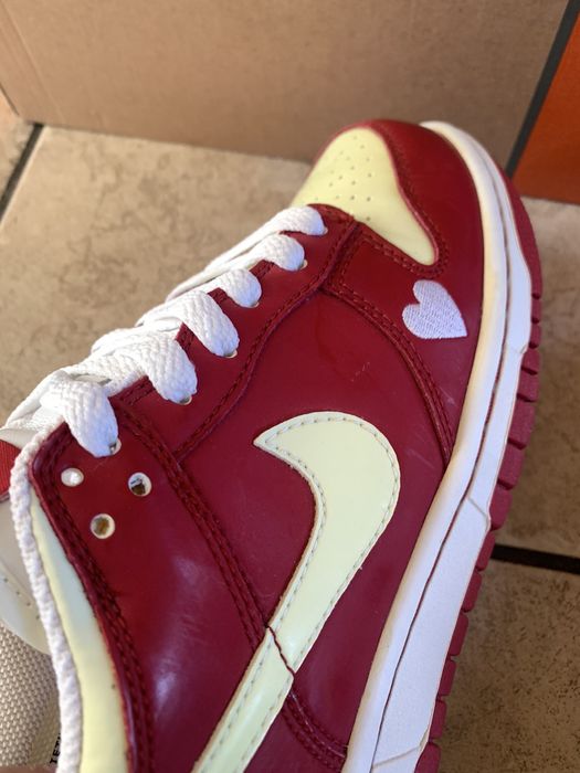 nike dunk high valentine's day 2010