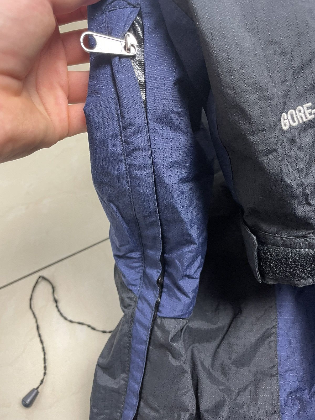 The North Face Vintage The North Face Gore-Tex Jacket Size US L / EU 52-54 / 3 - 4 Thumbnail
