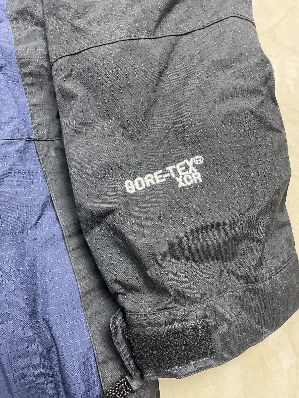 The North Face Vintage The North Face Gore-Tex Jacket Size US L / EU 52-54 / 3 - 9 Thumbnail