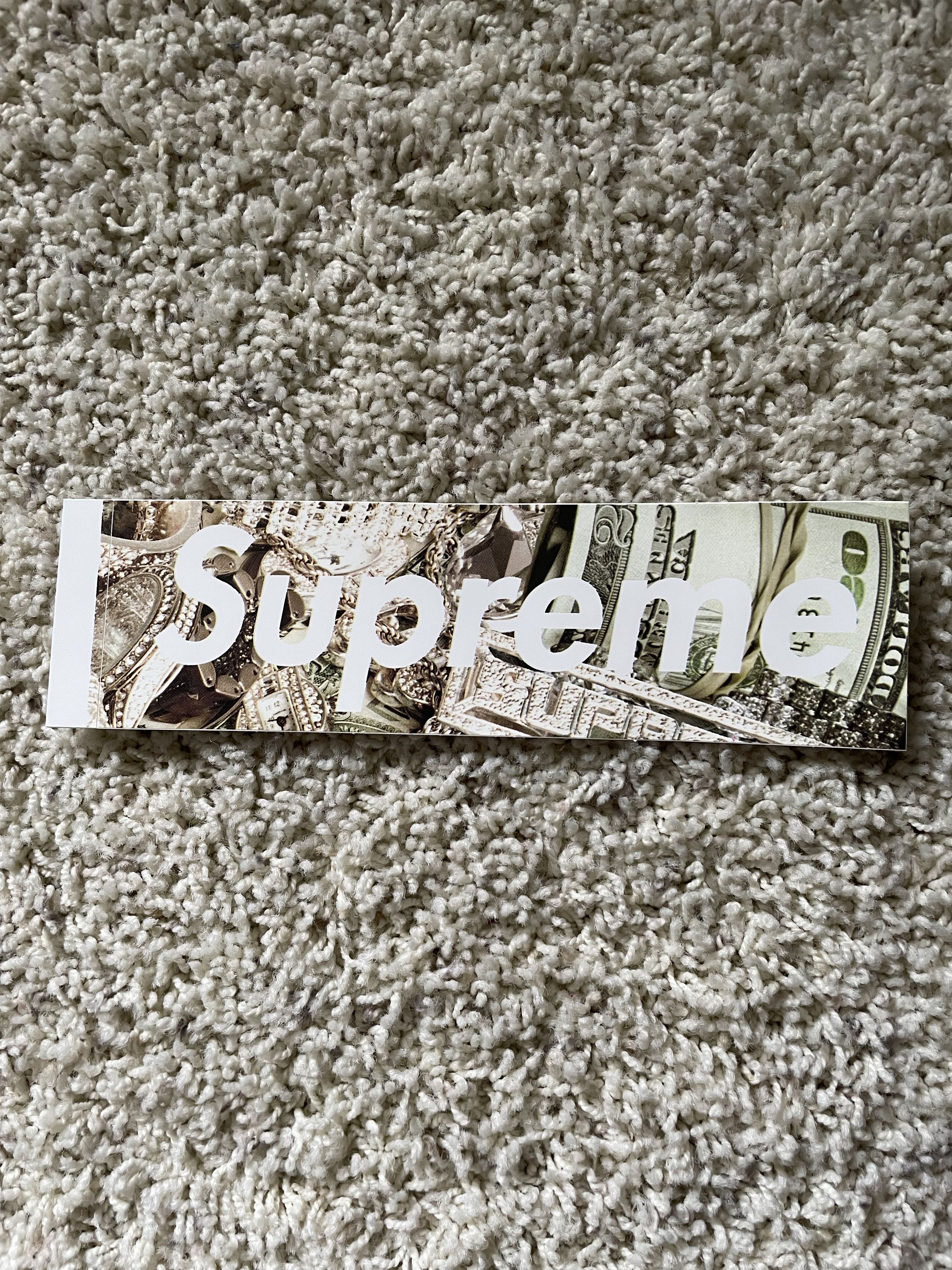 Supreme × Tiffany & Co. Supreme x Tiffany & Co. x Money x