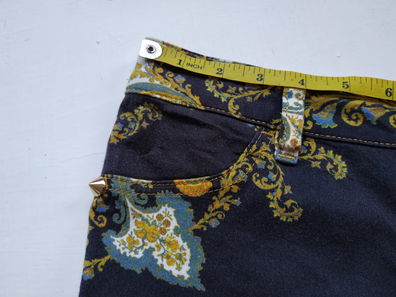 Just Cavalli Fit 28 to 29, Just Cavalli Paisley Stretch Pants Size 29" - 16 Thumbnail