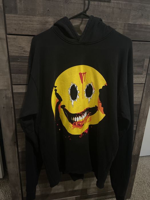 Vlone smiley hot sale hoodie