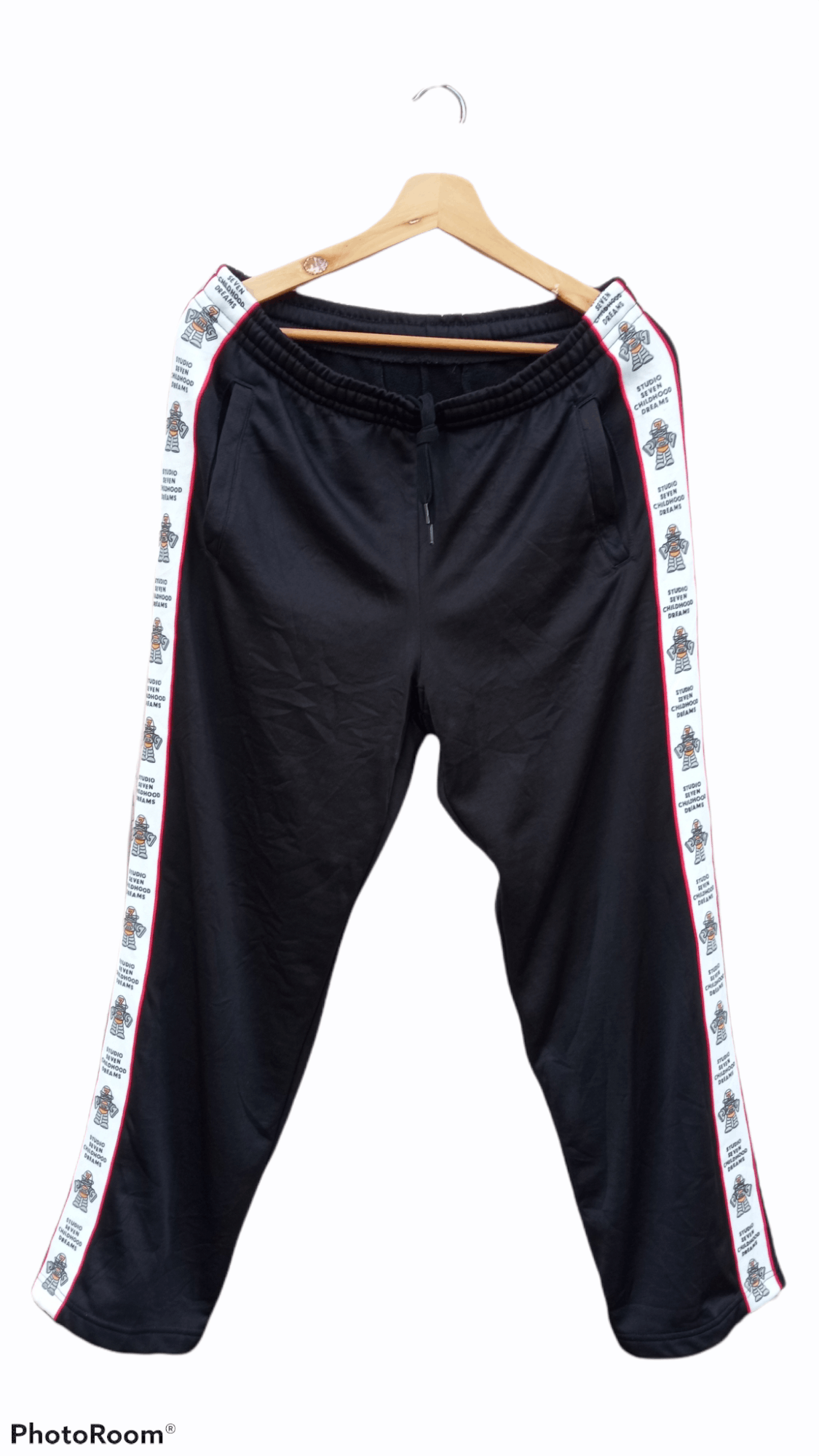 GU × Japanese Brand × Studio Seven 🔥🔥GU x Studio Seven Childhood Dreams Side Track Pants Size US 30 / EU 46 - 1 Thumbnail