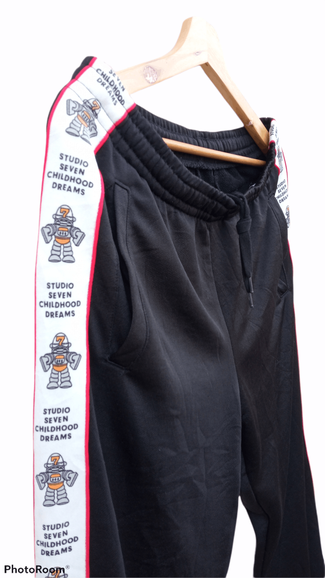 GU × Japanese Brand × Studio Seven 🔥🔥GU x Studio Seven Childhood Dreams Side Track Pants Size US 30 / EU 46 - 13 Thumbnail