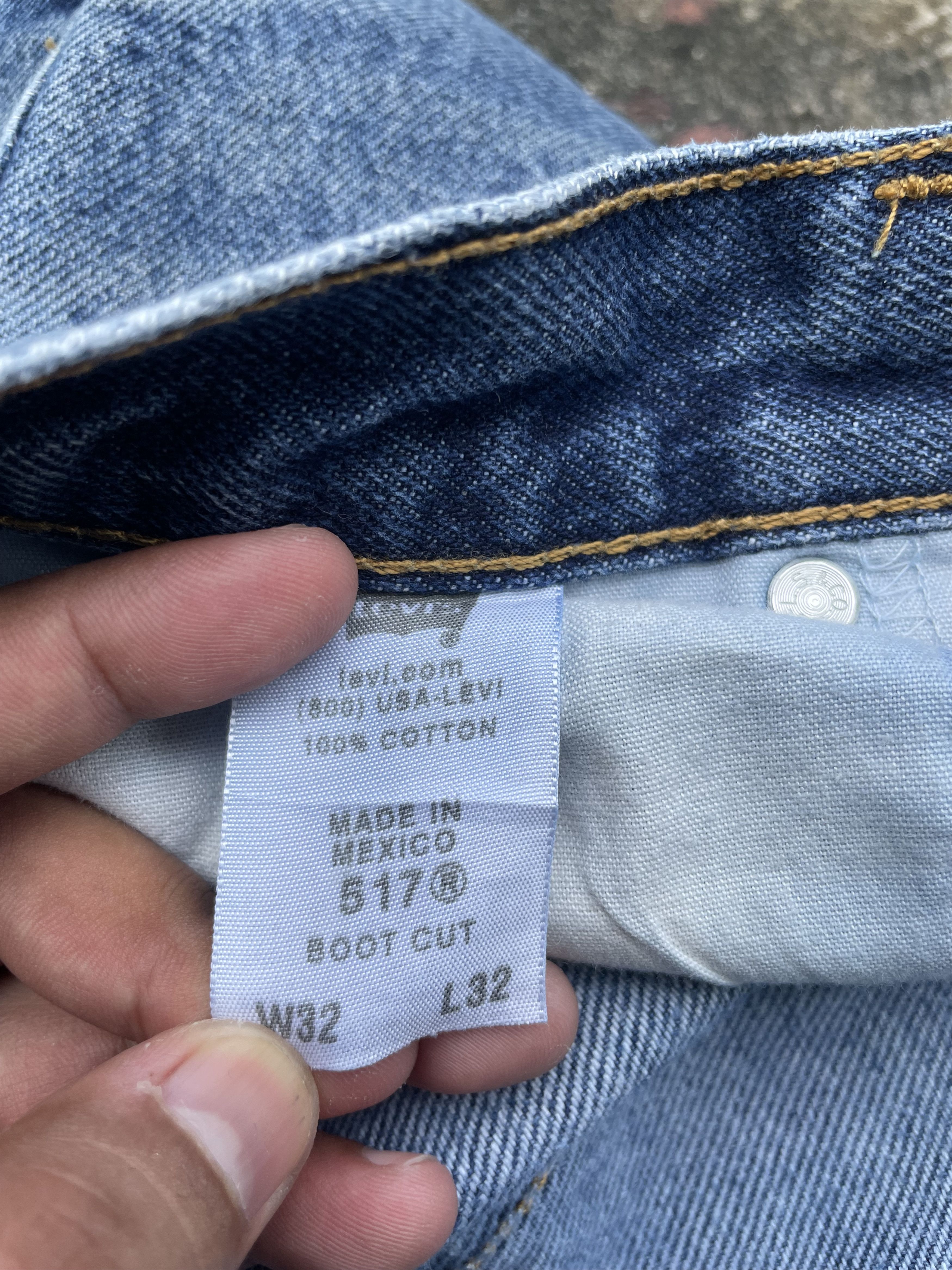 Levi's × Vintage Y2K Levi's 517 Flare Bootcut Jeans Size 32 x 33 Size US 32 / EU 48 - 10 Thumbnail