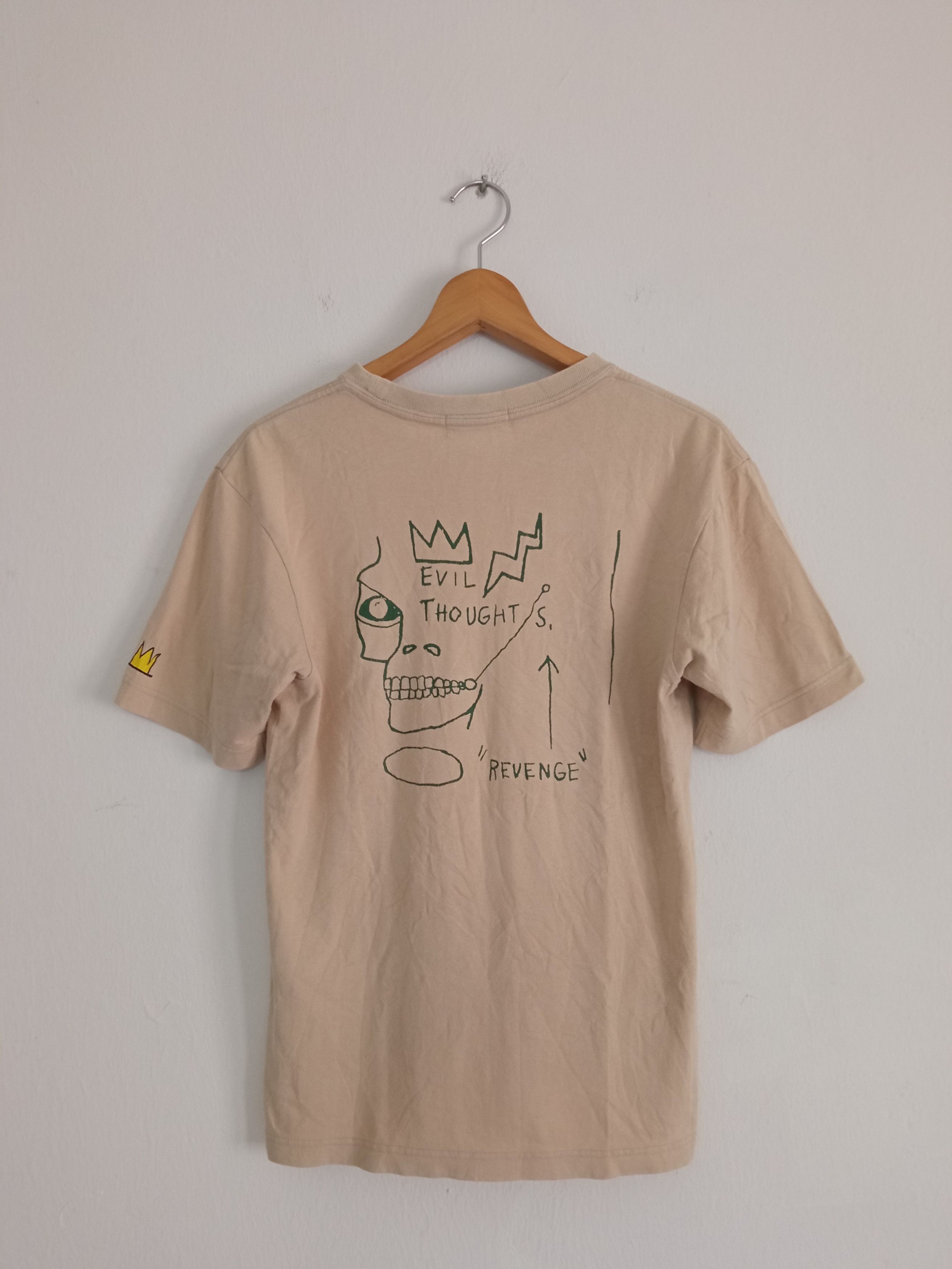 Japanese Brand × Jean-Michel Basquiat × Uniqlo 🔥🔥UT x Jean Michel Basquiat Spellout Logo Artwork T-Shirt Size US S / EU 44-46 / 1 - 7 Thumbnail