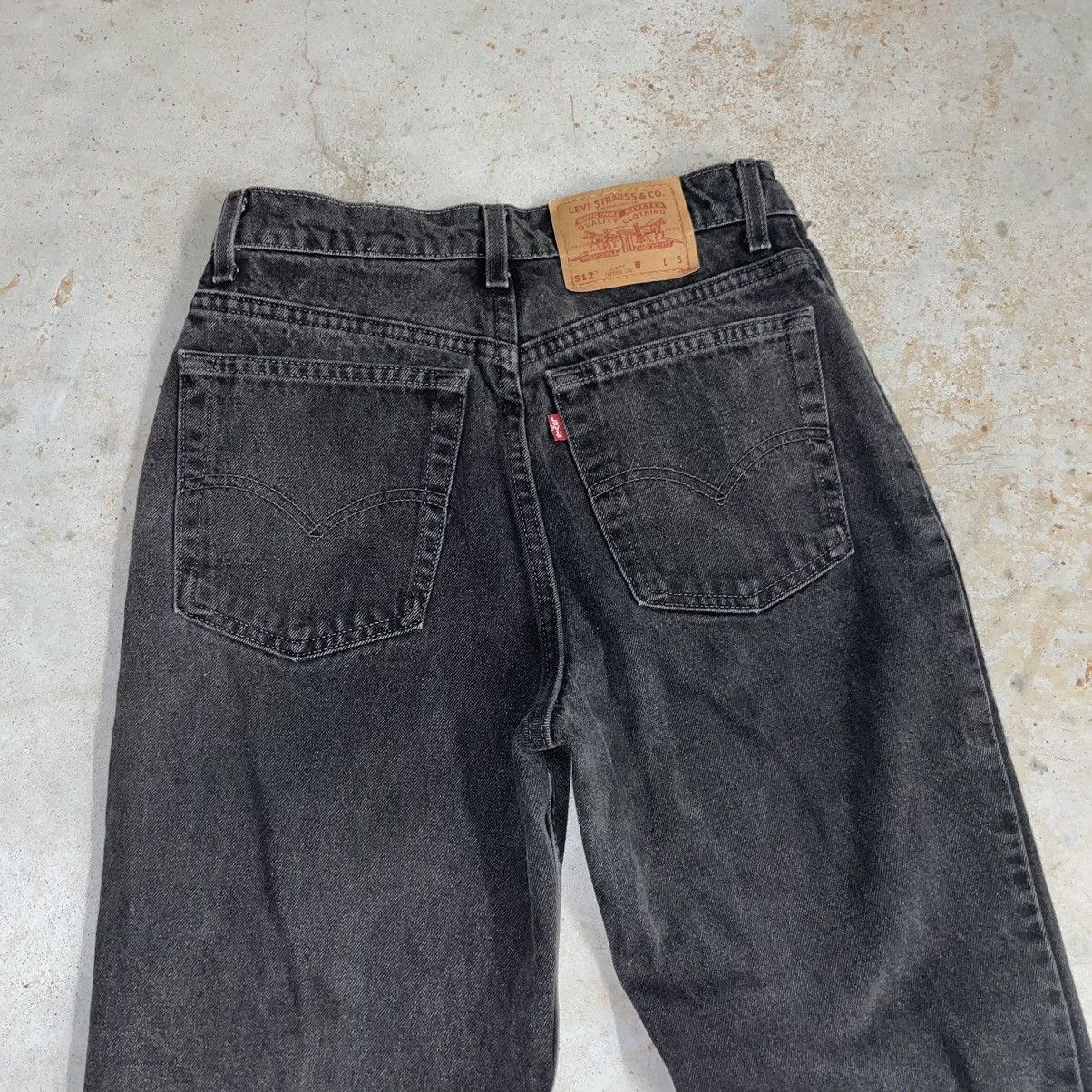 Japanese Brand × Levi's × Vintage Crazy Vintage 90s Levi’s Jeans Faded Black Denim Essential Size US 28 / EU 44 - 2 Thumbnail