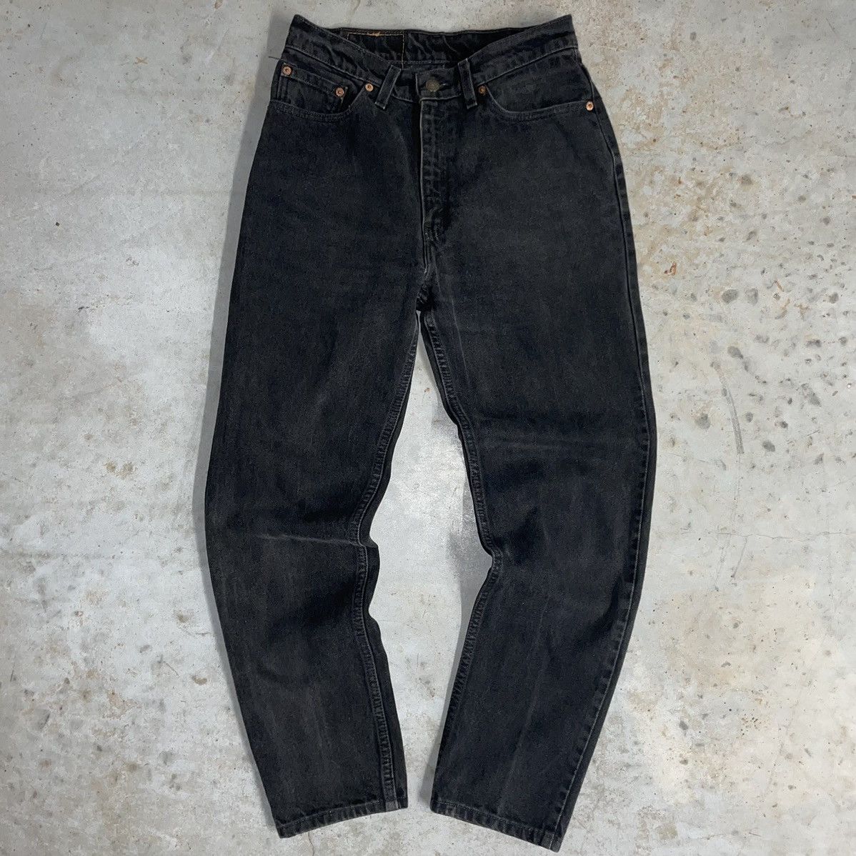 Japanese Brand × Levi's × Vintage Crazy Vintage 90s Levi’s Jeans Faded Black Denim Essential Size US 28 / EU 44 - 3 Thumbnail