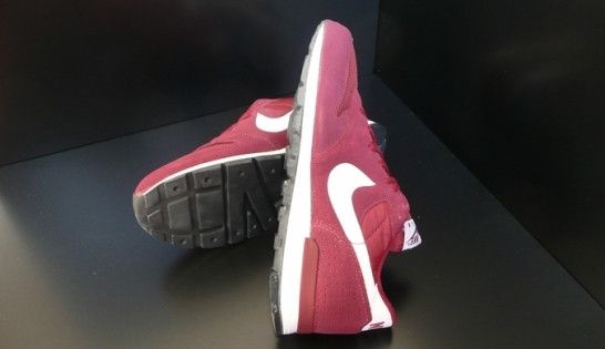 Nike nike air epic 2009 Size US 10 / EU 43 - 3 Thumbnail