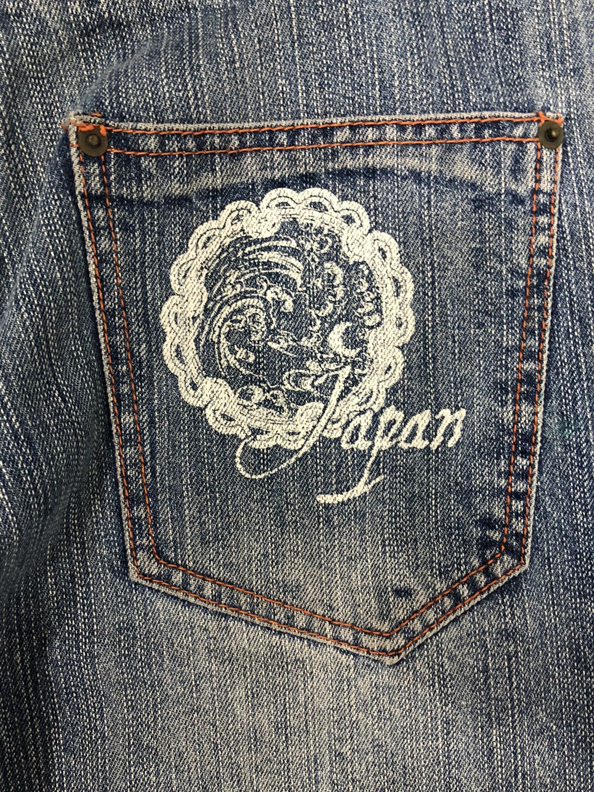 Japanese Brand VINTAGE JAPANESE TRADITIONAL JEANS X TIGER DRAGON EMBROIDED Size US 38 / EU 54 - 8 Thumbnail