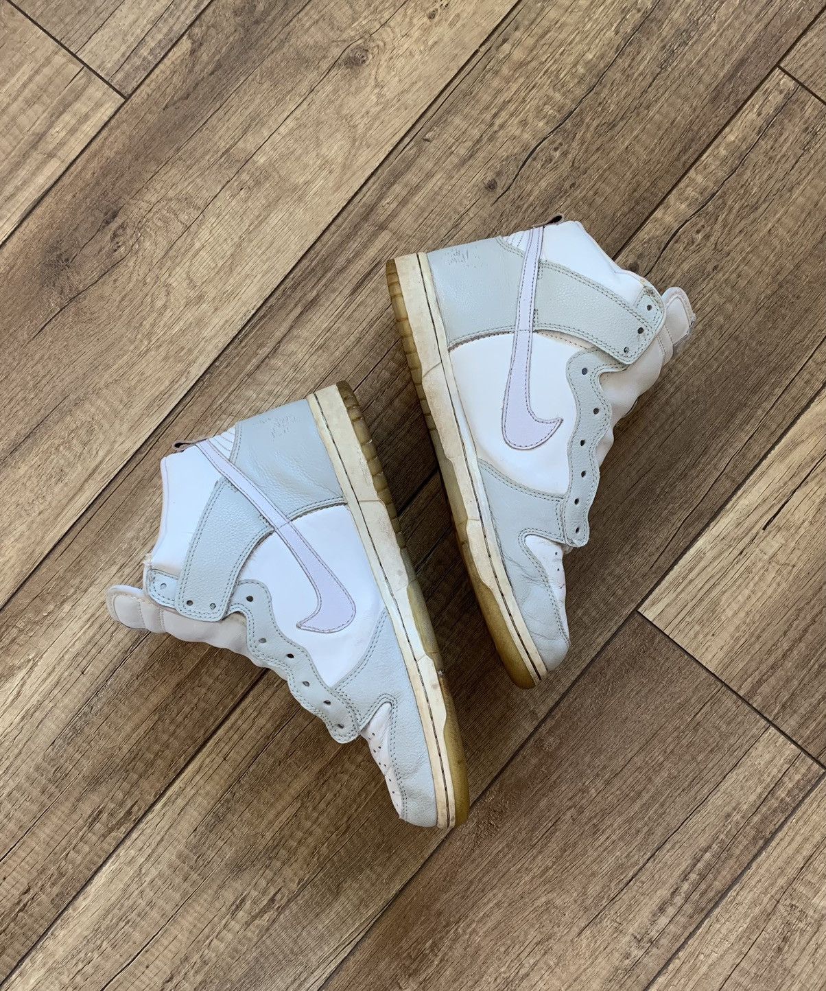 Nike Vintage 2005 Nike Dunk High Grey White Pink Sneakers Shoes Size US 9 / IT 39 - 4 Thumbnail