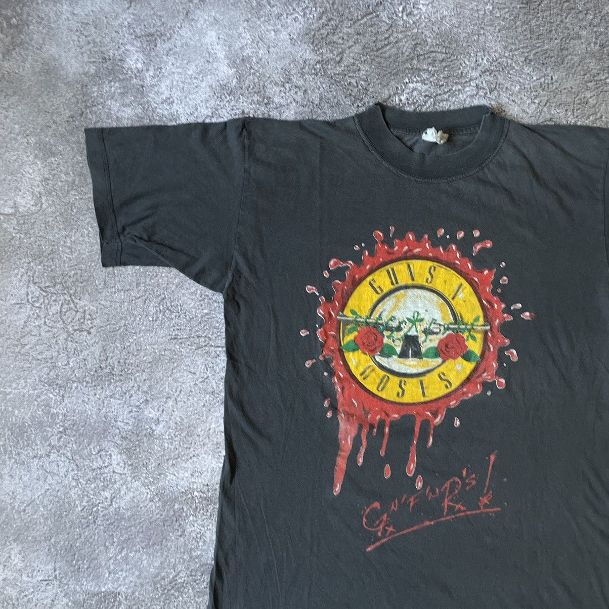 Vintage Vintage 90s GUNS ROSES ABSTRACT ANGRY HORROR M Size US M / EU 48-50 / 2 - 4 Thumbnail