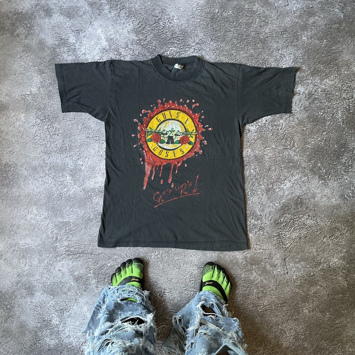 Vintage Vintage 90s GUNS ROSES ABSTRACT ANGRY HORROR M Size US M / EU 48-50 / 2 - 1 Thumbnail
