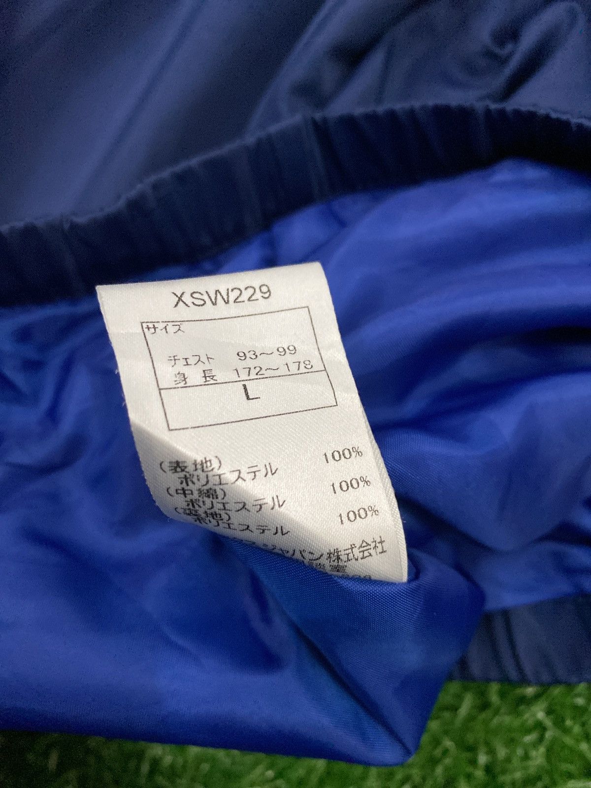Asics Asics zipper sportwear sweater Size US L / EU 52-54 / 3 - 11 Thumbnail