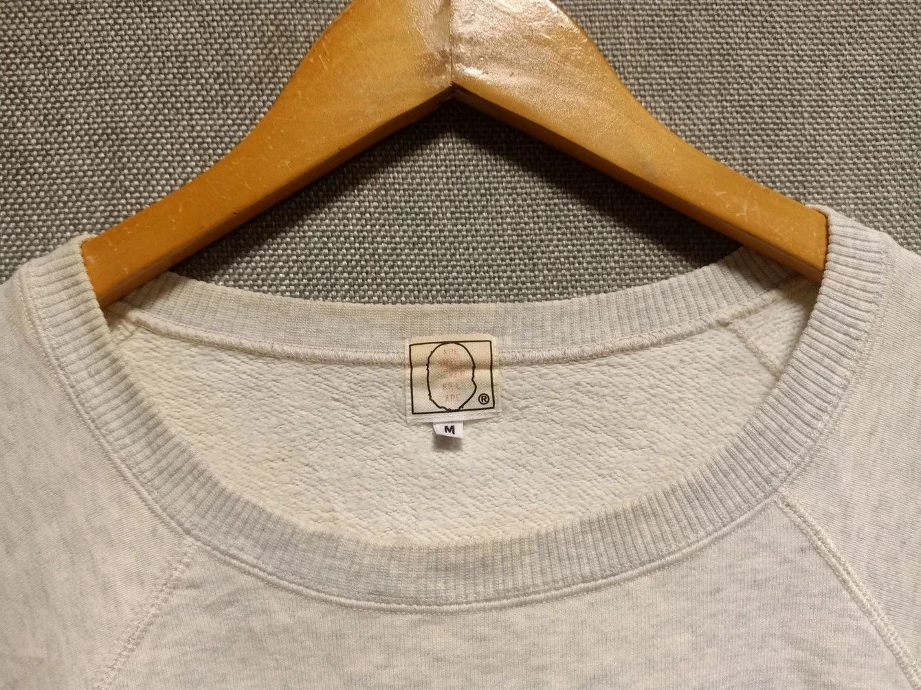 Bape × Vintage Ape General Crewneck Size US M / EU 48-50 / 2 - 2 Thumbnail