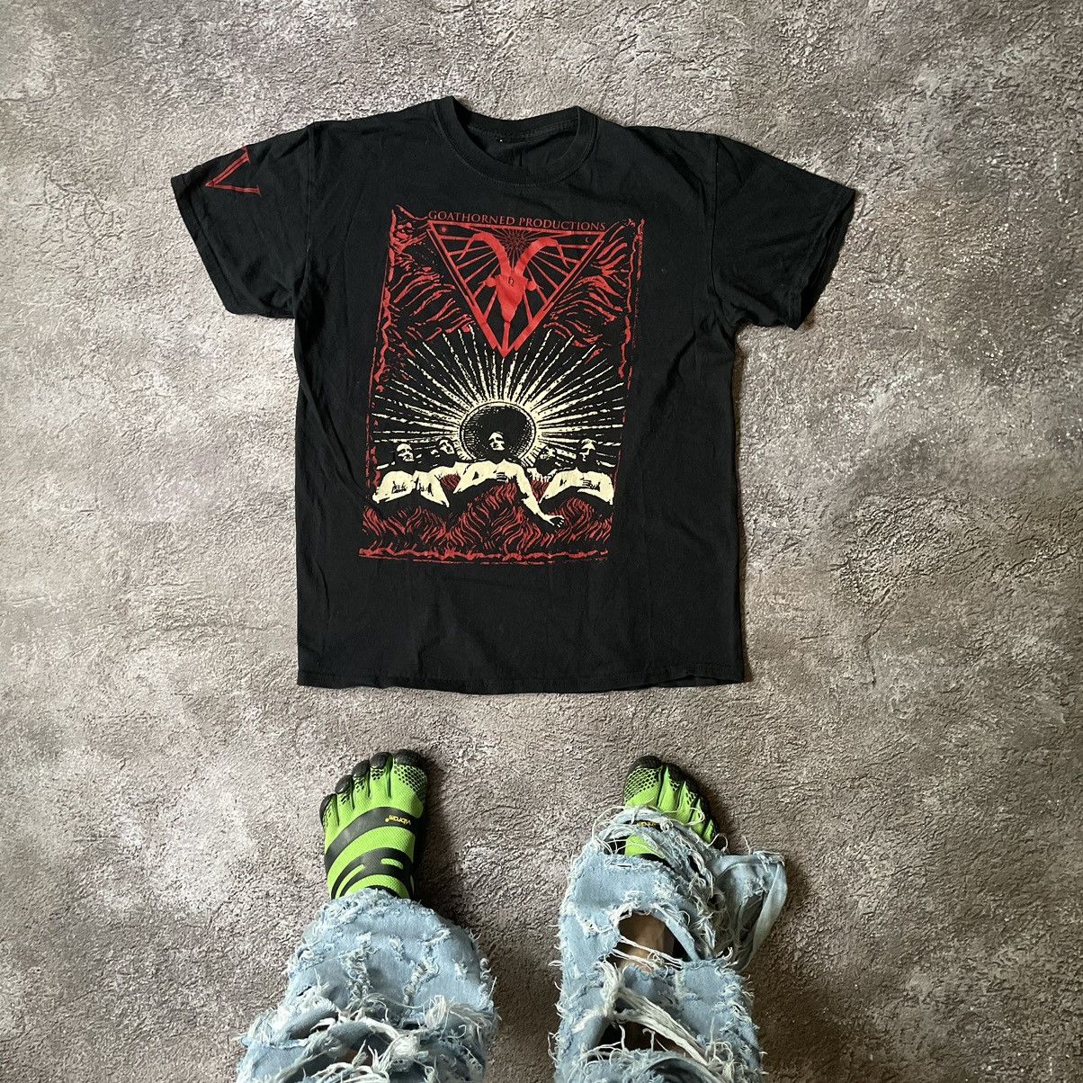 Vintage Vintage Y2K Graphic Tee Devil Abstract Horror Punk Cropped M Size US M / EU 48-50 / 2 - 1 Thumbnail
