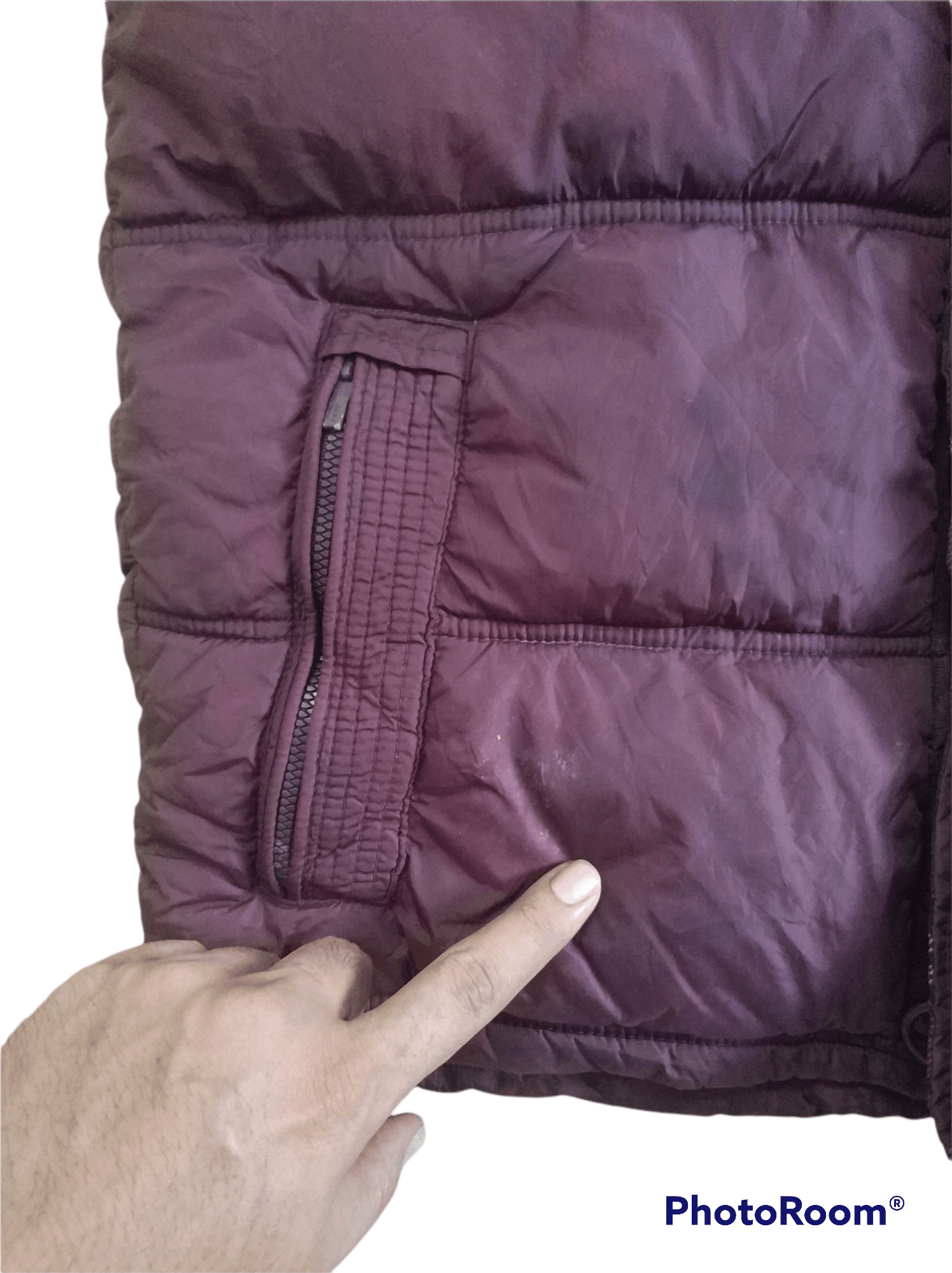 Japanese Brand 🔥Distressed Tate Maroon Puffer Vest Jacket Size US S / EU 44-46 / 1 - 3 Thumbnail