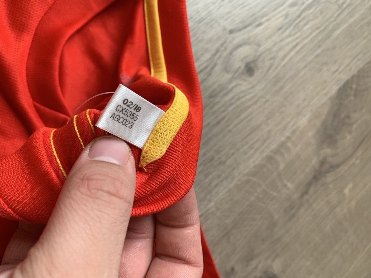 Adidas Spain Adidas Home Soccer Jersey 2018 Size US L / EU 52-54 / 3 - 5 Thumbnail