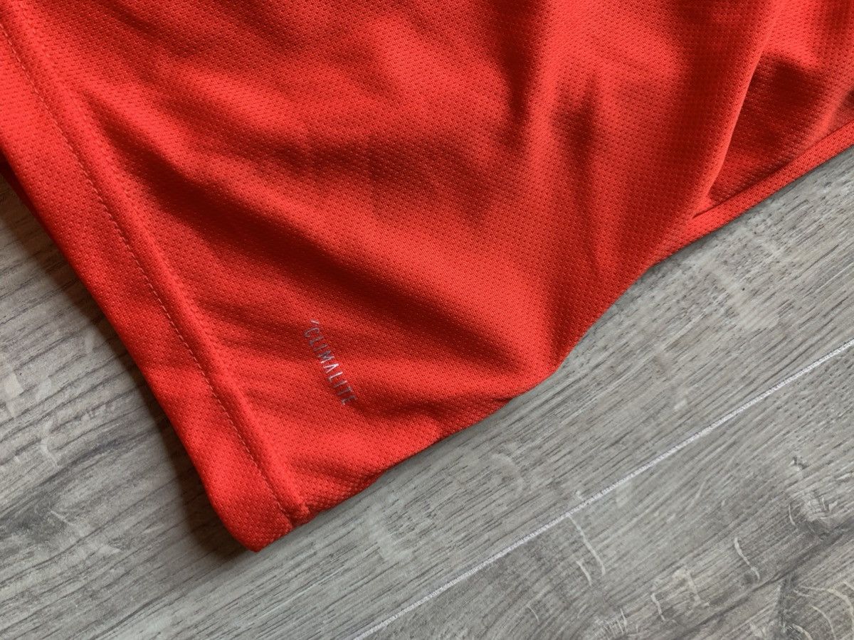 Adidas Spain Adidas Home Soccer Jersey 2018 Size US L / EU 52-54 / 3 - 6 Thumbnail