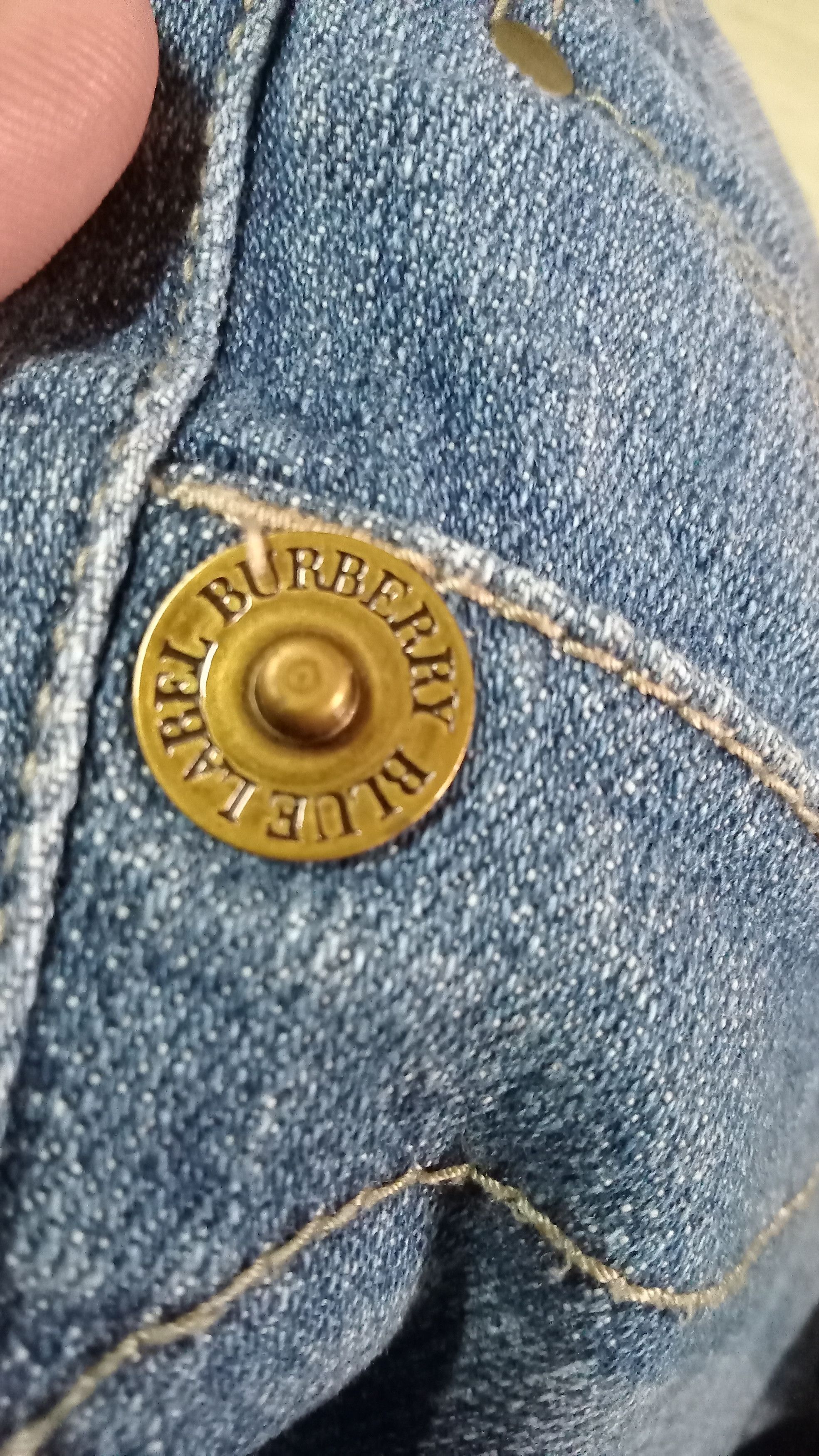 Burberry Vintage Burberry London Women's Cropped Jeans Size 27" / US 4 / IT 40 - 9 Thumbnail