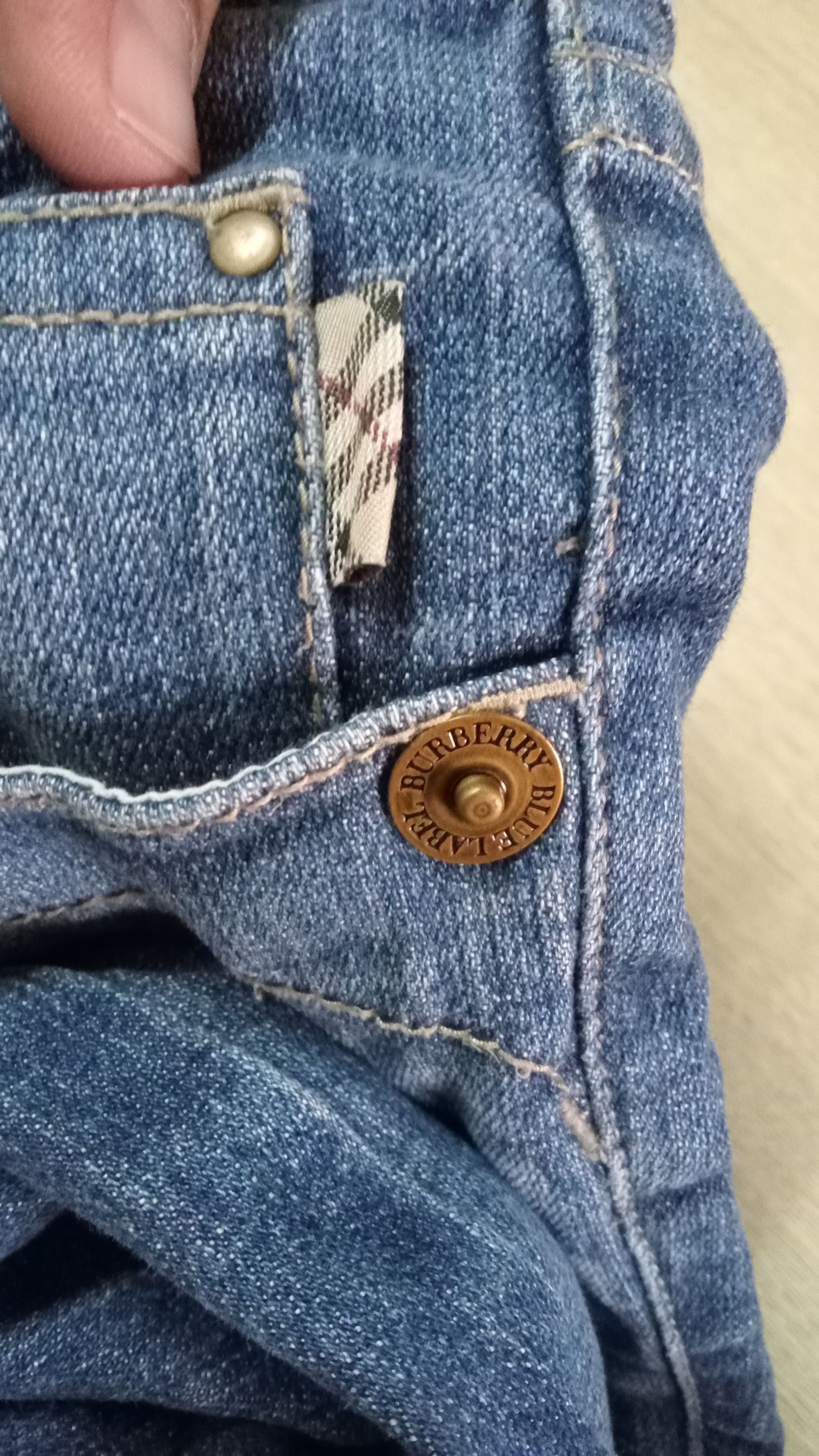 Burberry Vintage Burberry London Women's Cropped Jeans Size 27" / US 4 / IT 40 - 8 Thumbnail