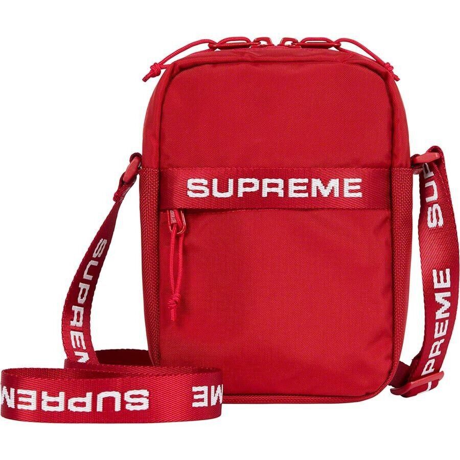 Supreme Supreme 22FW Shoulder Bag Red in Hand