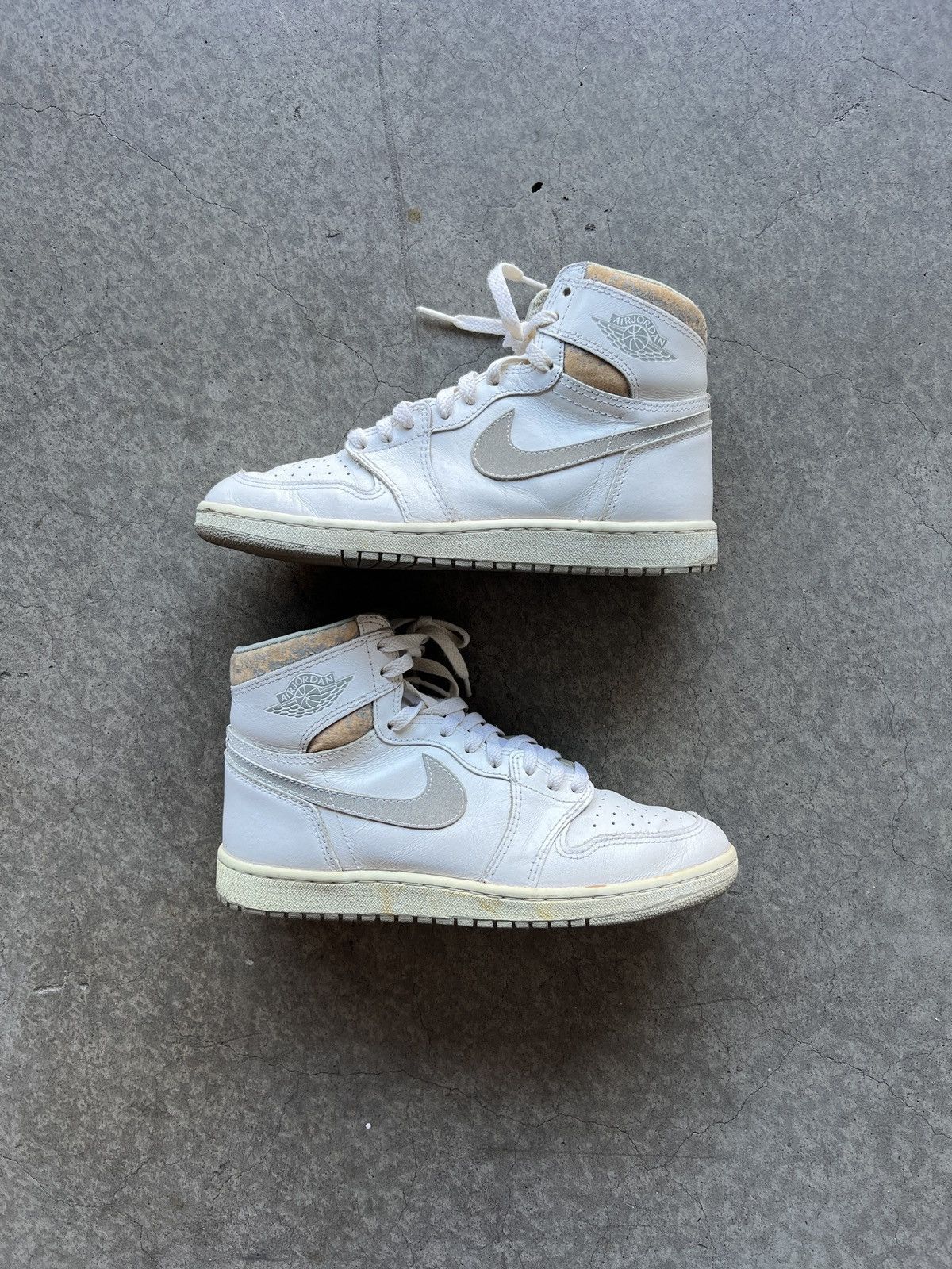 1985 air jordan 1 neutral grey