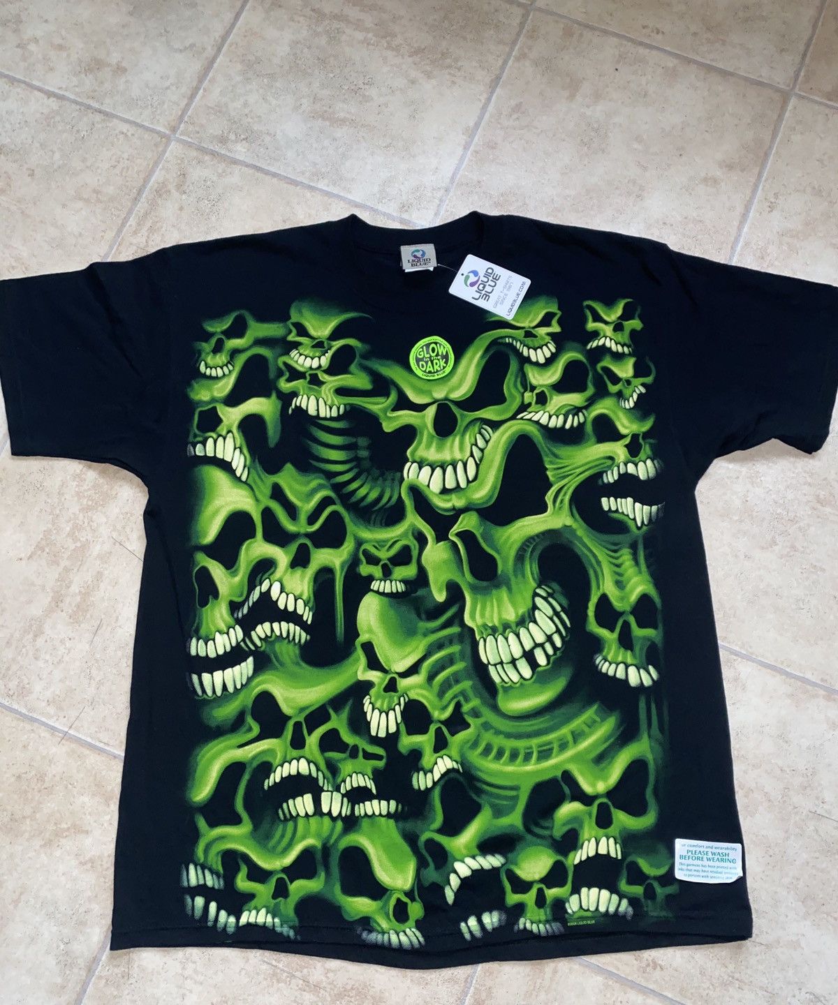 Liquid Blue × Supreme 90s Skull Pile Glow In Dark Carhartt Size US XL / EU 56 / 4 - 1 Thumbnail