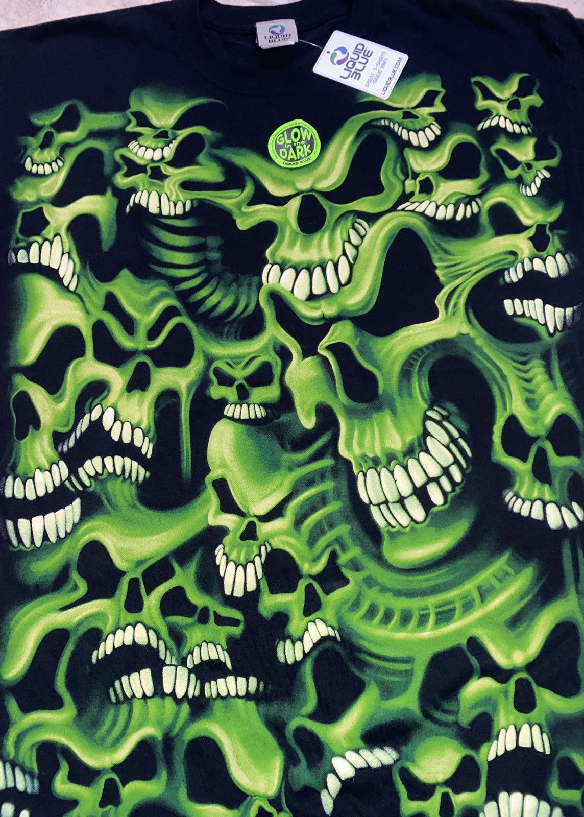 Liquid Blue × Supreme 90s Skull Pile Glow In Dark Carhartt Size US XL / EU 56 / 4 - 2 Thumbnail
