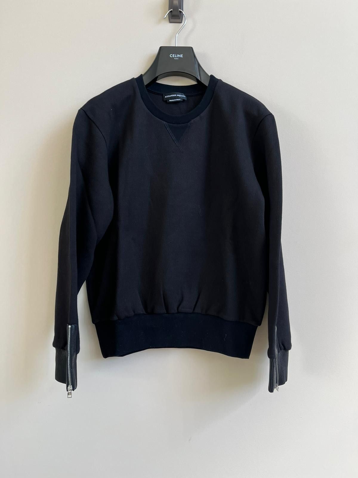 Alexander McQueen Sweater in Black Color
